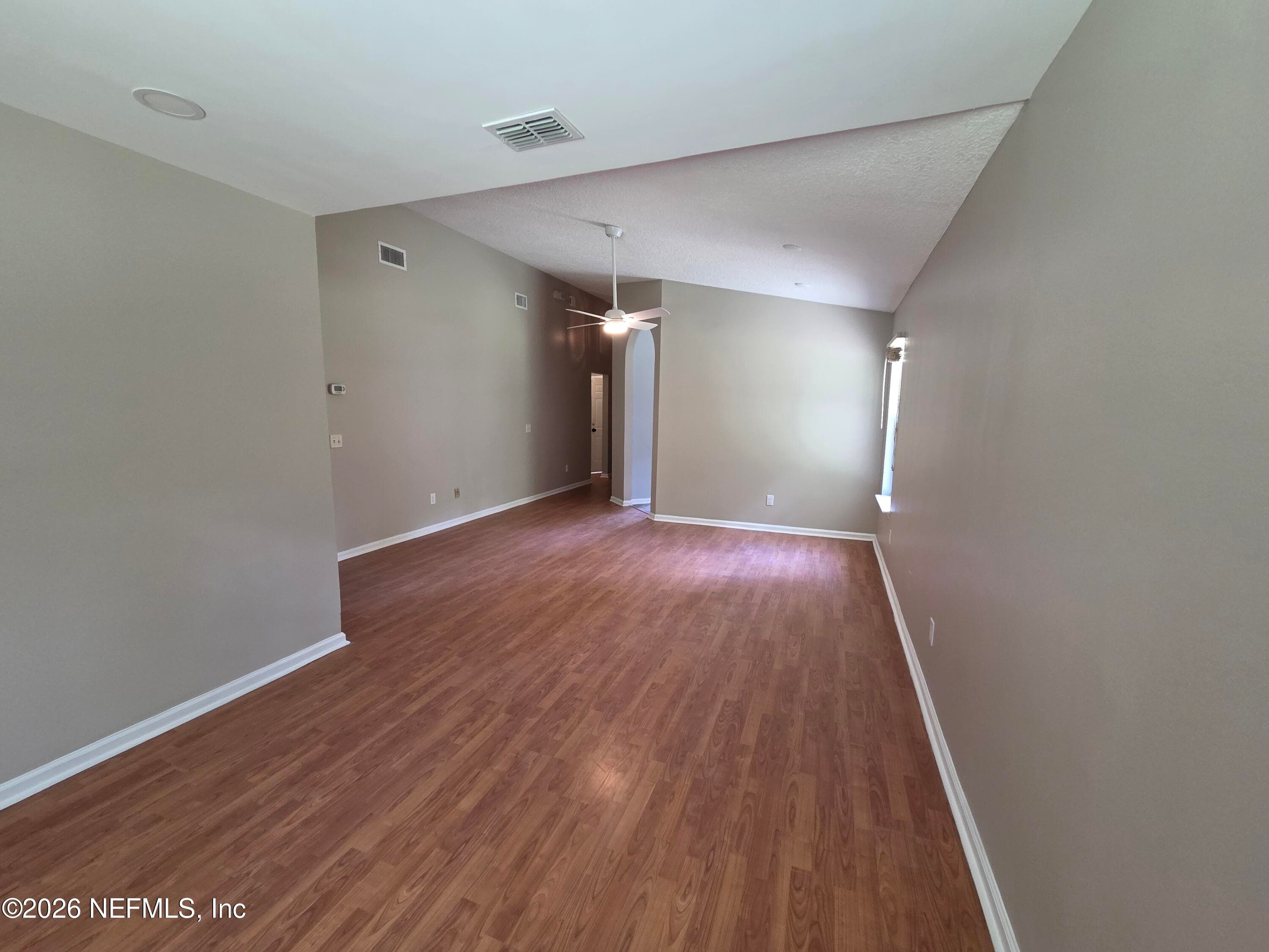 612 S VERMONT Avenue, Green Cove Springs — photo 2