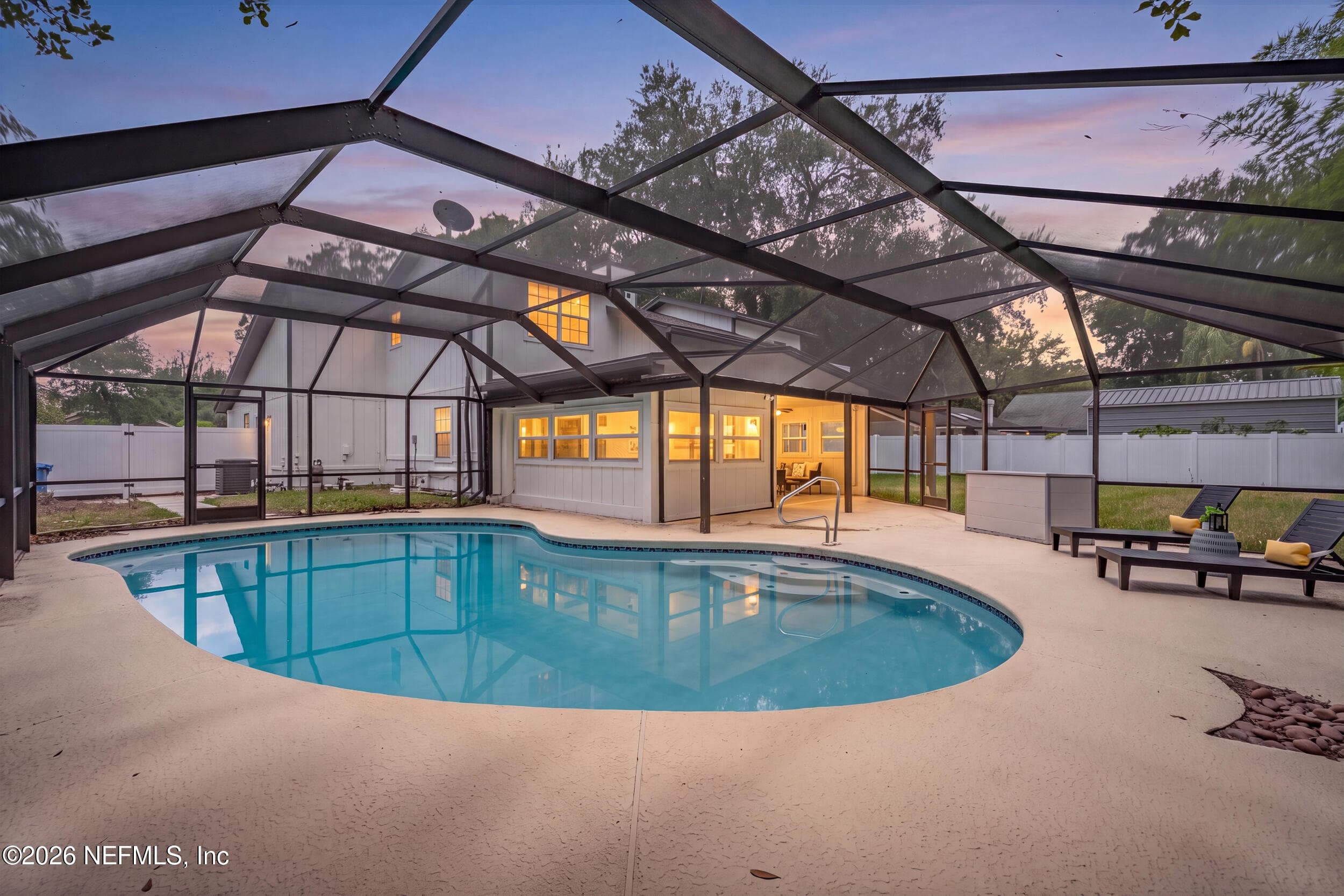 13693 PICARSA Drive, Jacksonville — photo 2