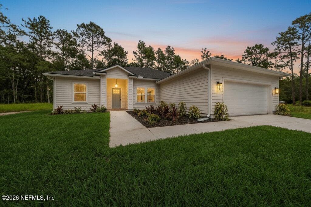 2482 OLEANDER Avenue, Middleburg — exterior