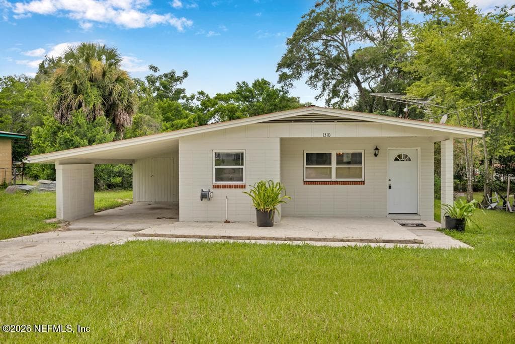 1310 CLEVELAND Avenue, Palatka — exterior