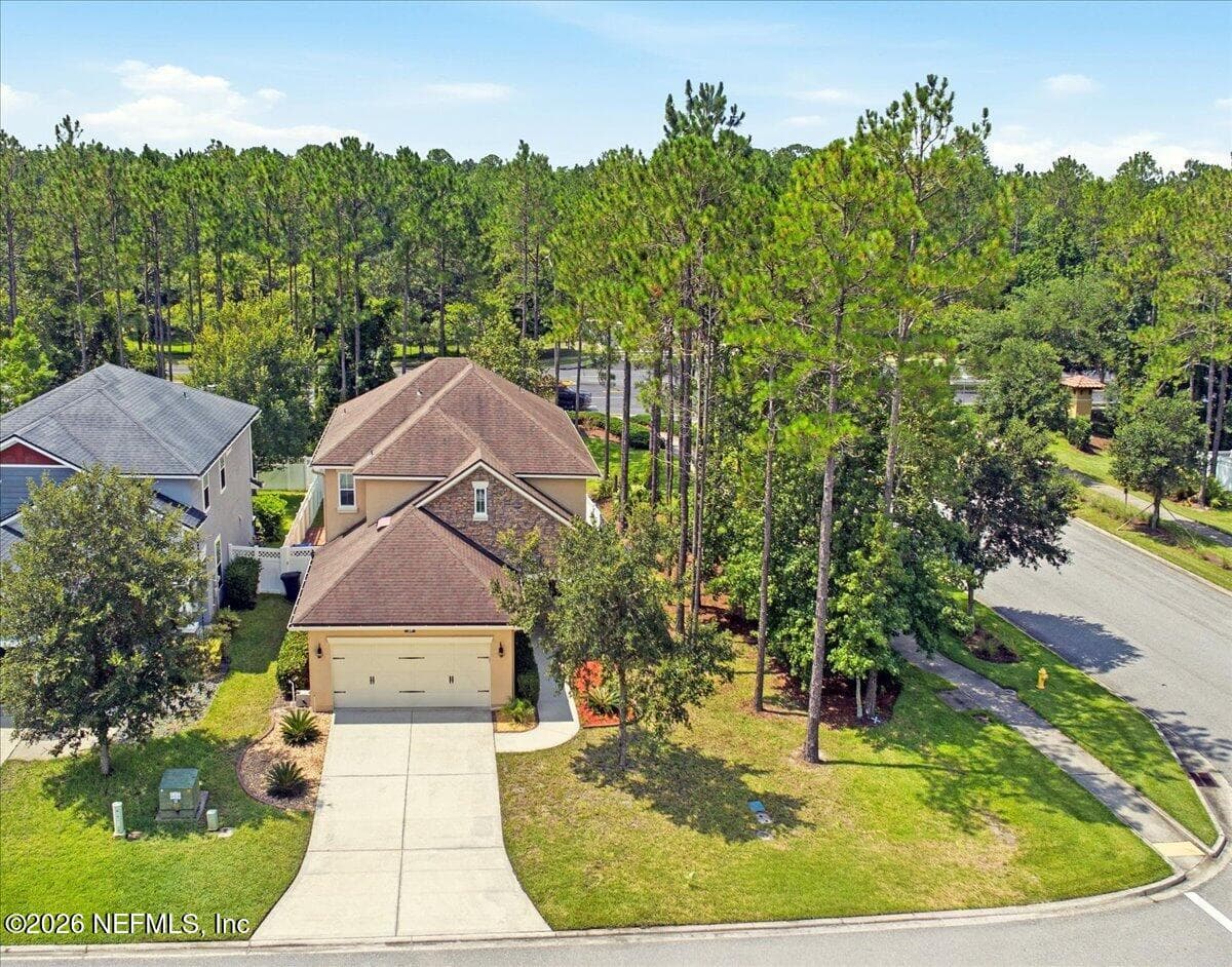 28 FOREST EDGE Drive, St. Johns — exterior