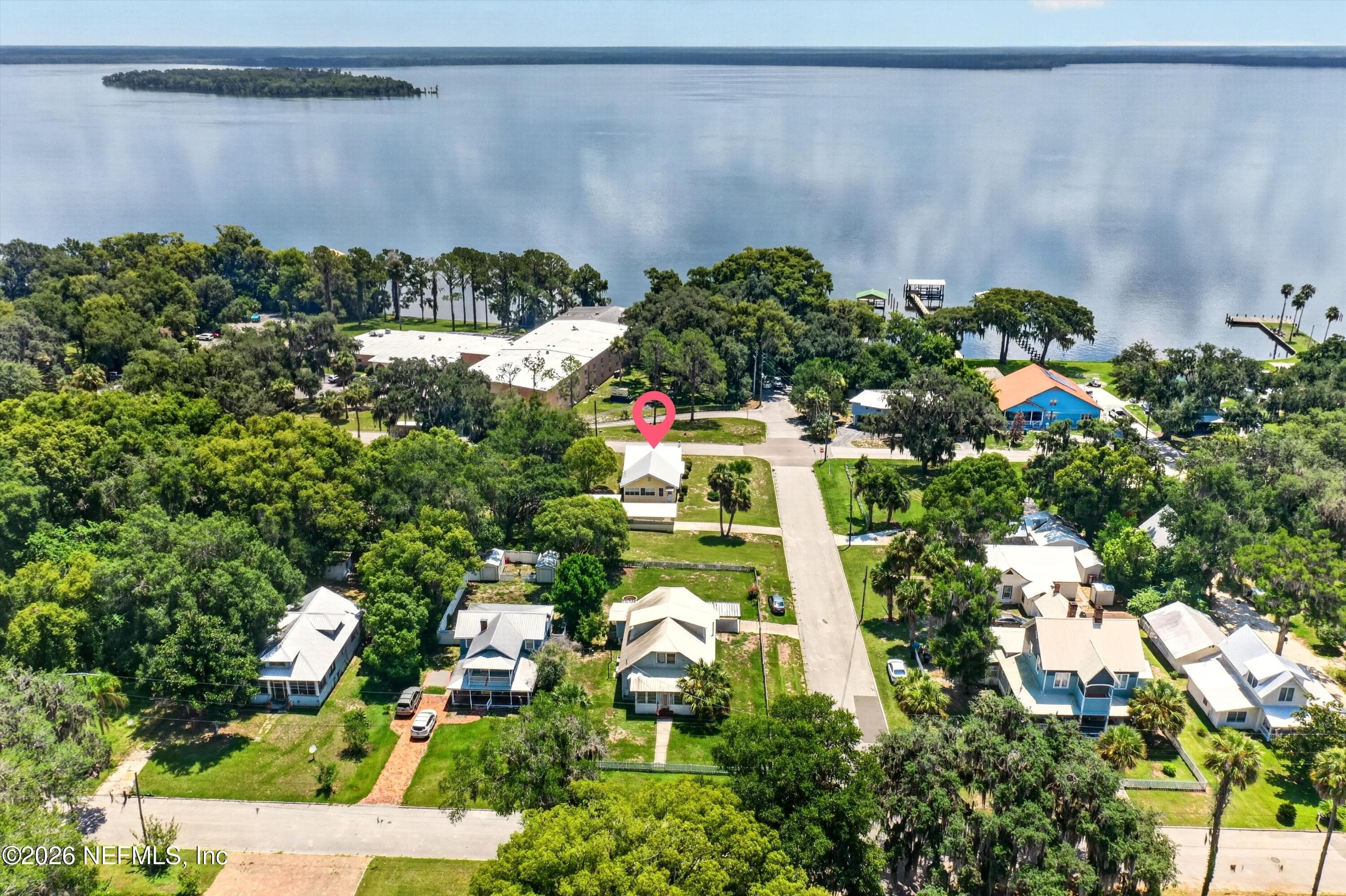 101 N LAKE Street, Crescent City, FL 32112, Crescent City — photo 2