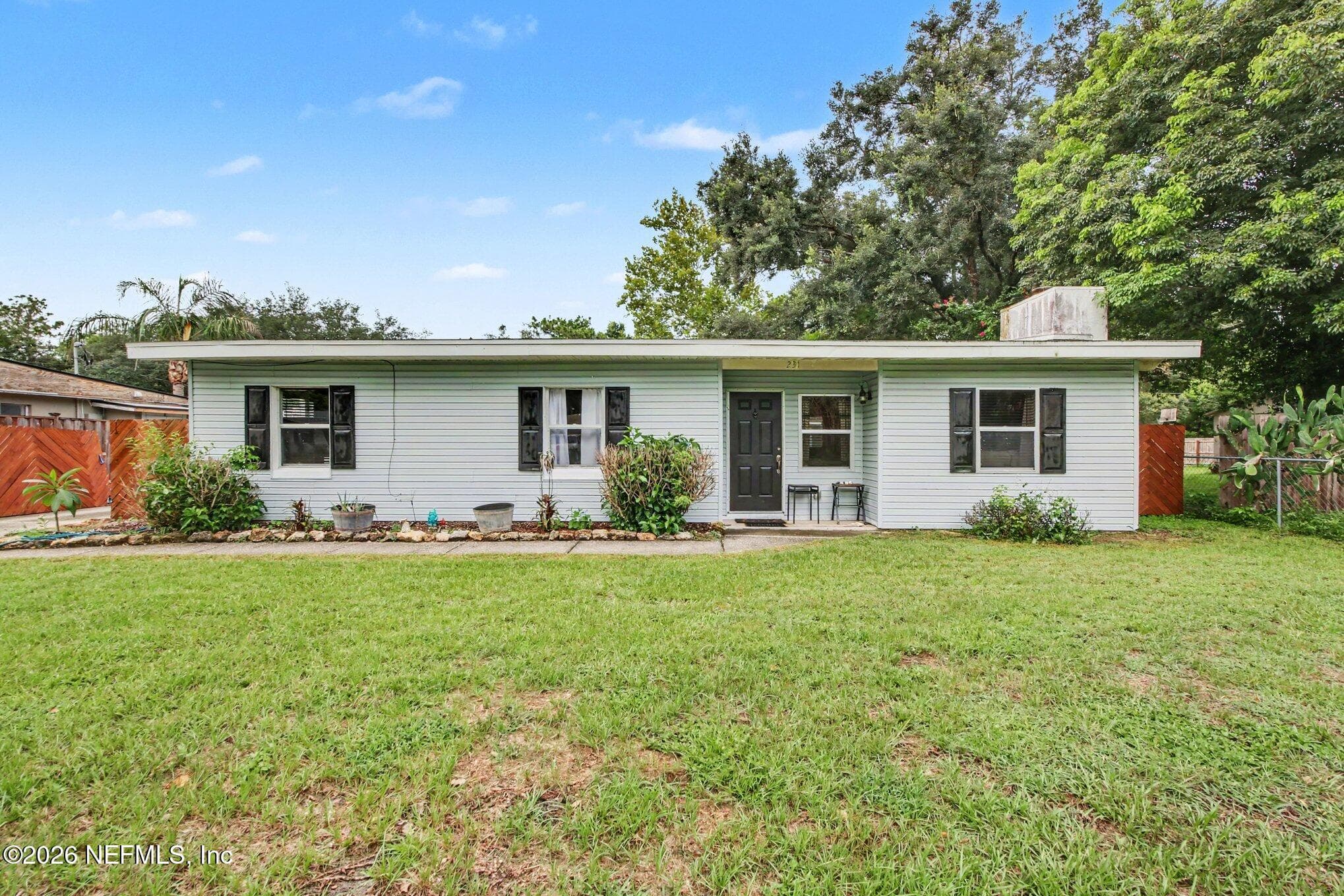 231 E 1ST Street, Chuluota, FL 32766, Chuluota — exterior