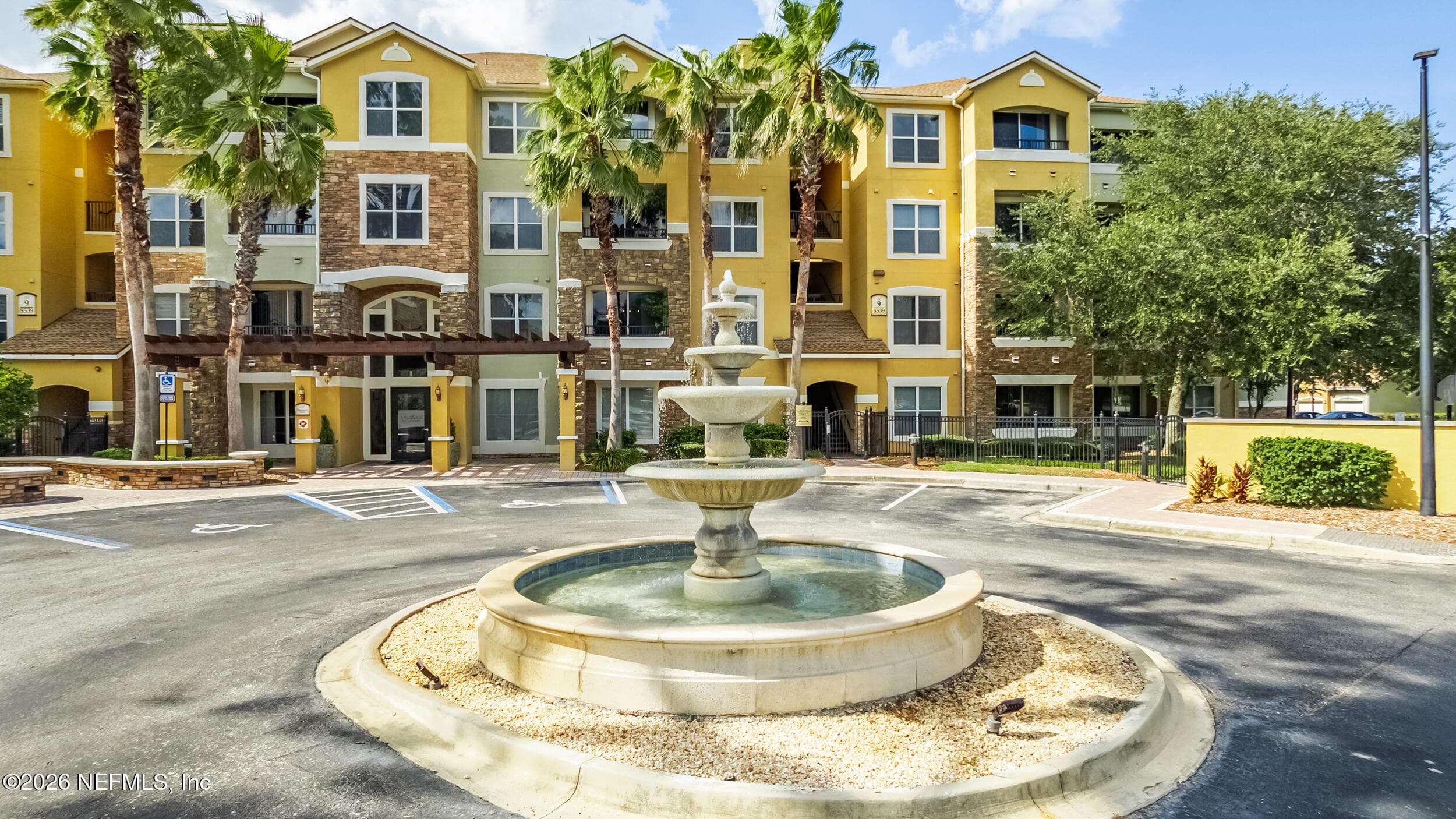 8539 GATE Parkway 9220, Jacksonville, FL 32216, Jacksonville — exterior