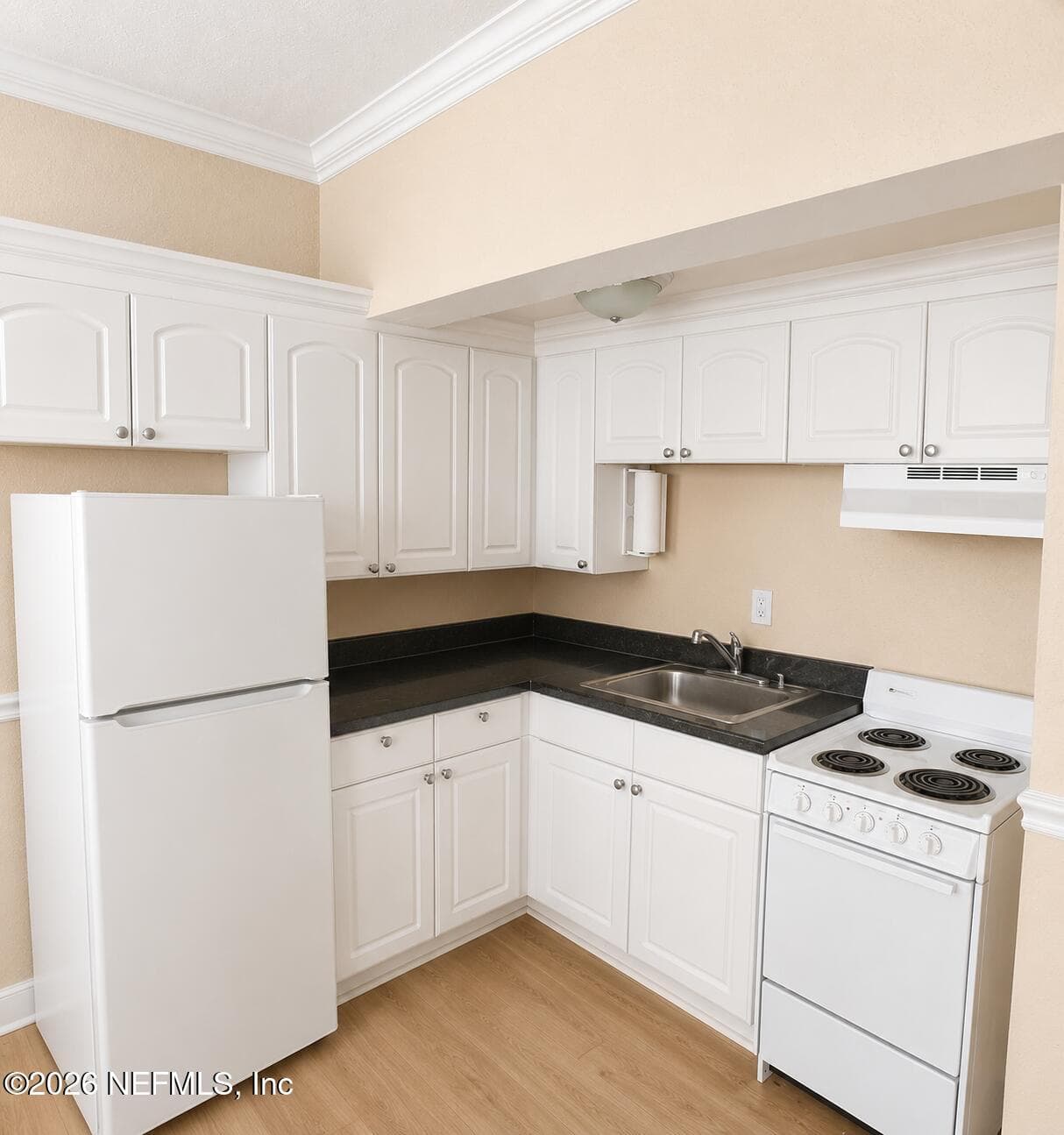 311 W ASHLEY Street 402, Jacksonville, FL 32202, Jacksonville — photo 2