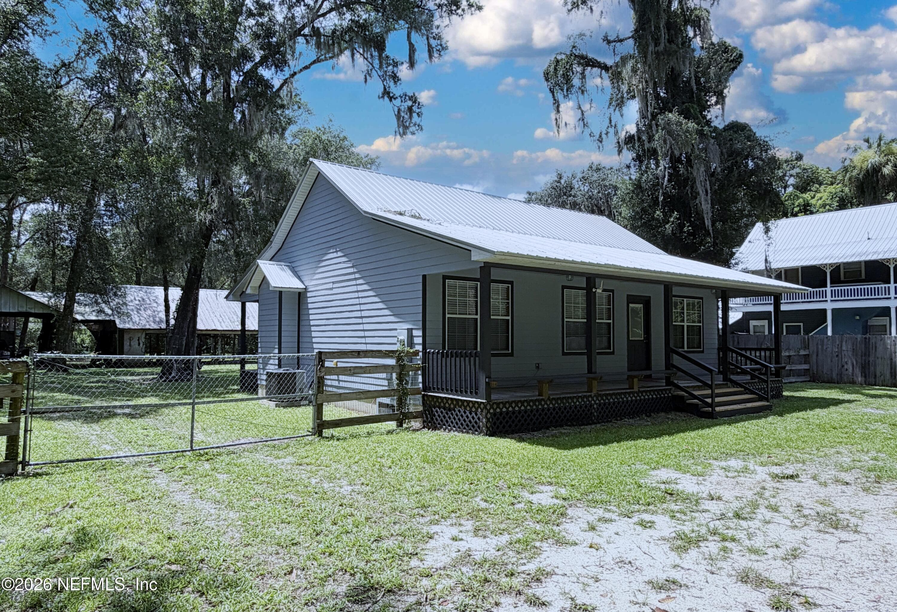 327 KEUKA LAKE Trail, Interlachen, FL 32148, Interlachen — photo 2
