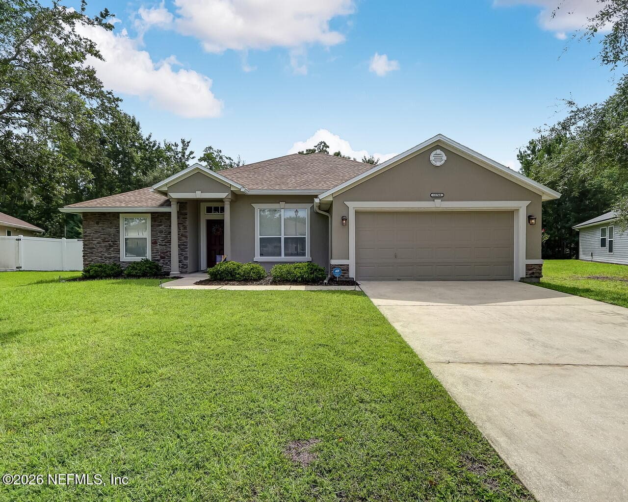 15769 TWIN CREEK Drive, Jacksonville — exterior