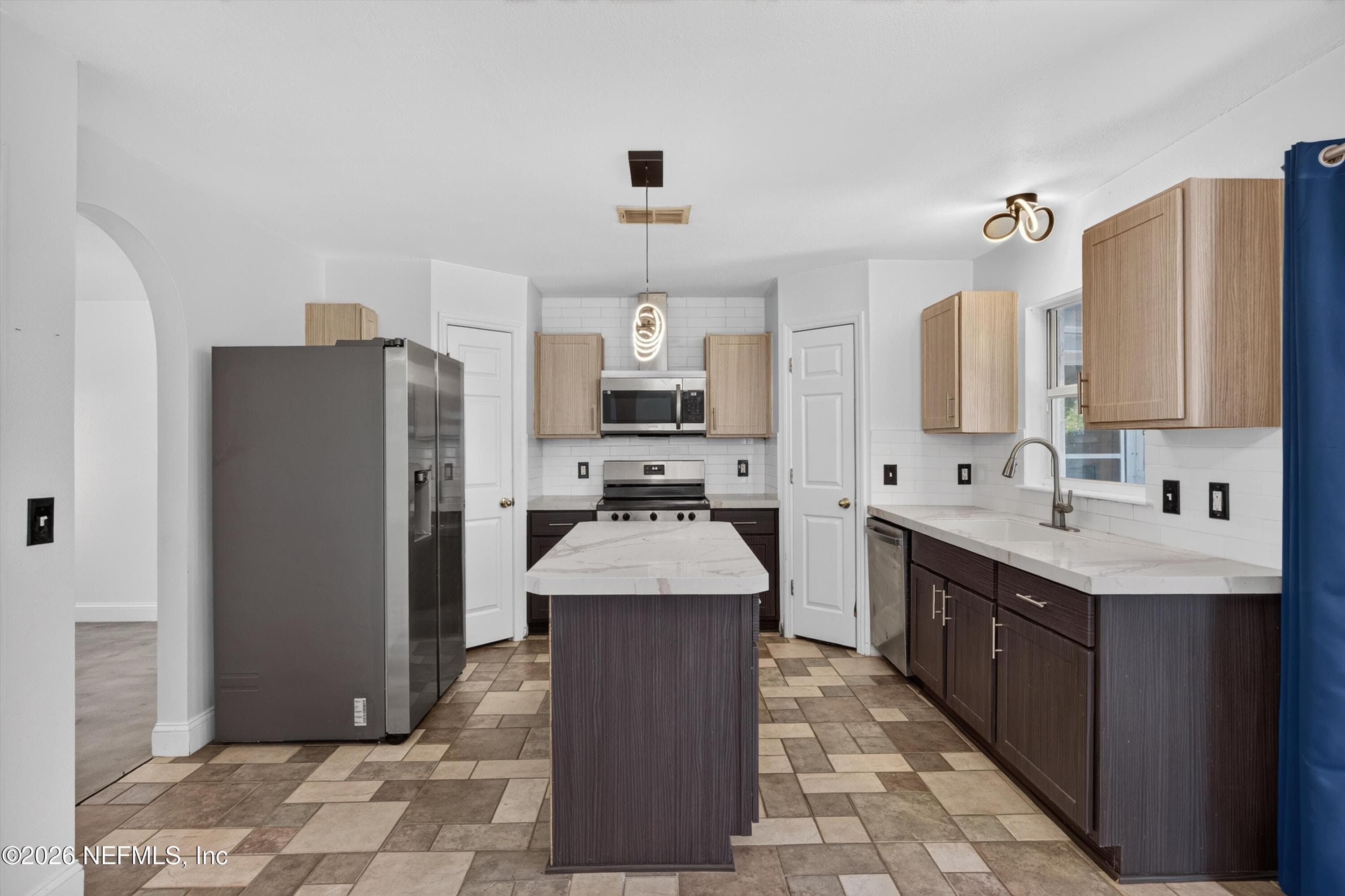 3428 GLENN HOLLOW Court, Jacksonville — photo 3