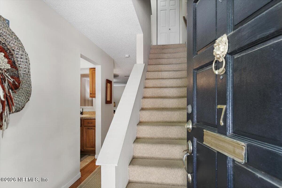 3216 OAK Street 7, Jacksonville — photo 2