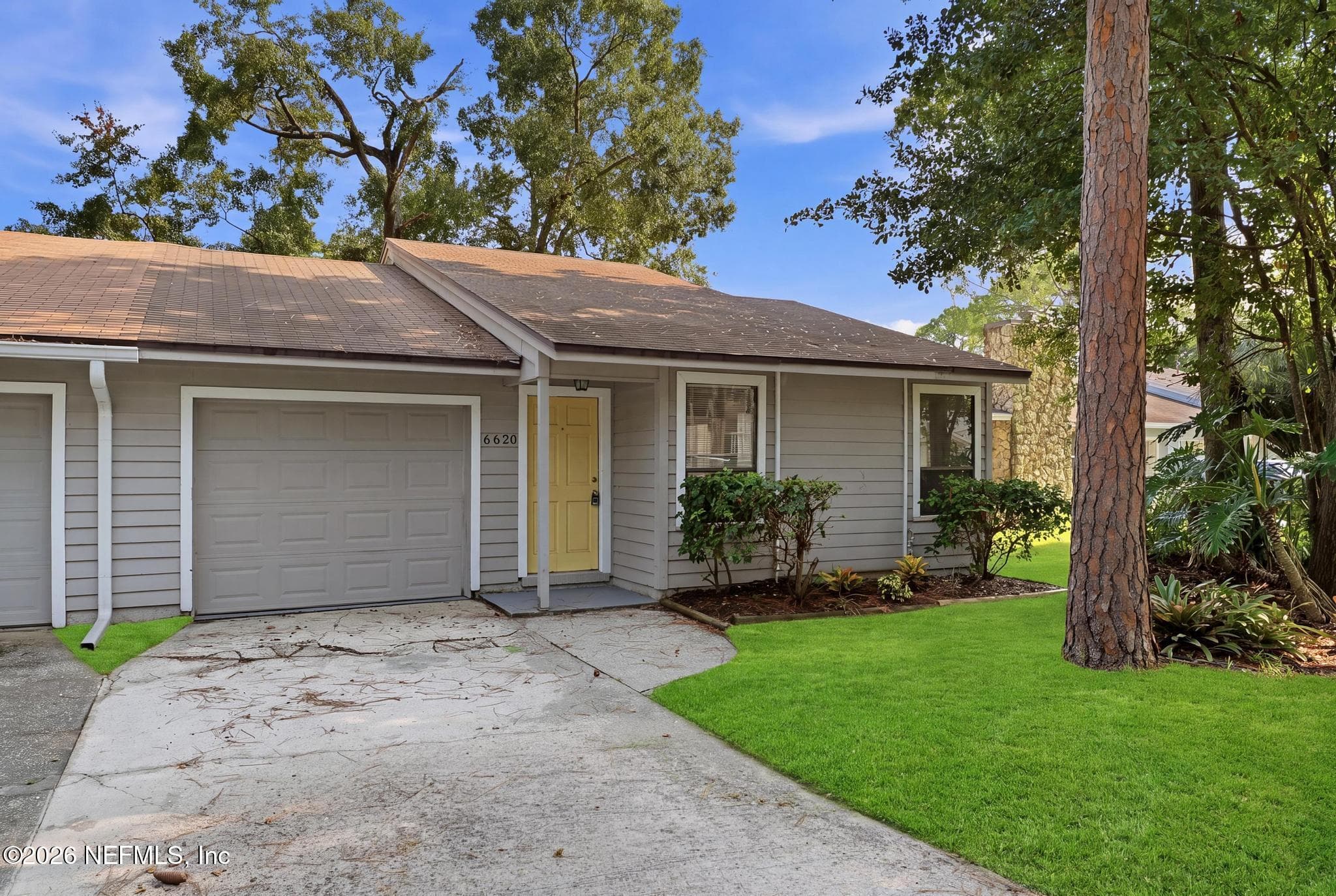 6620 WELLINGTON PLACE Lane, Jacksonville — exterior