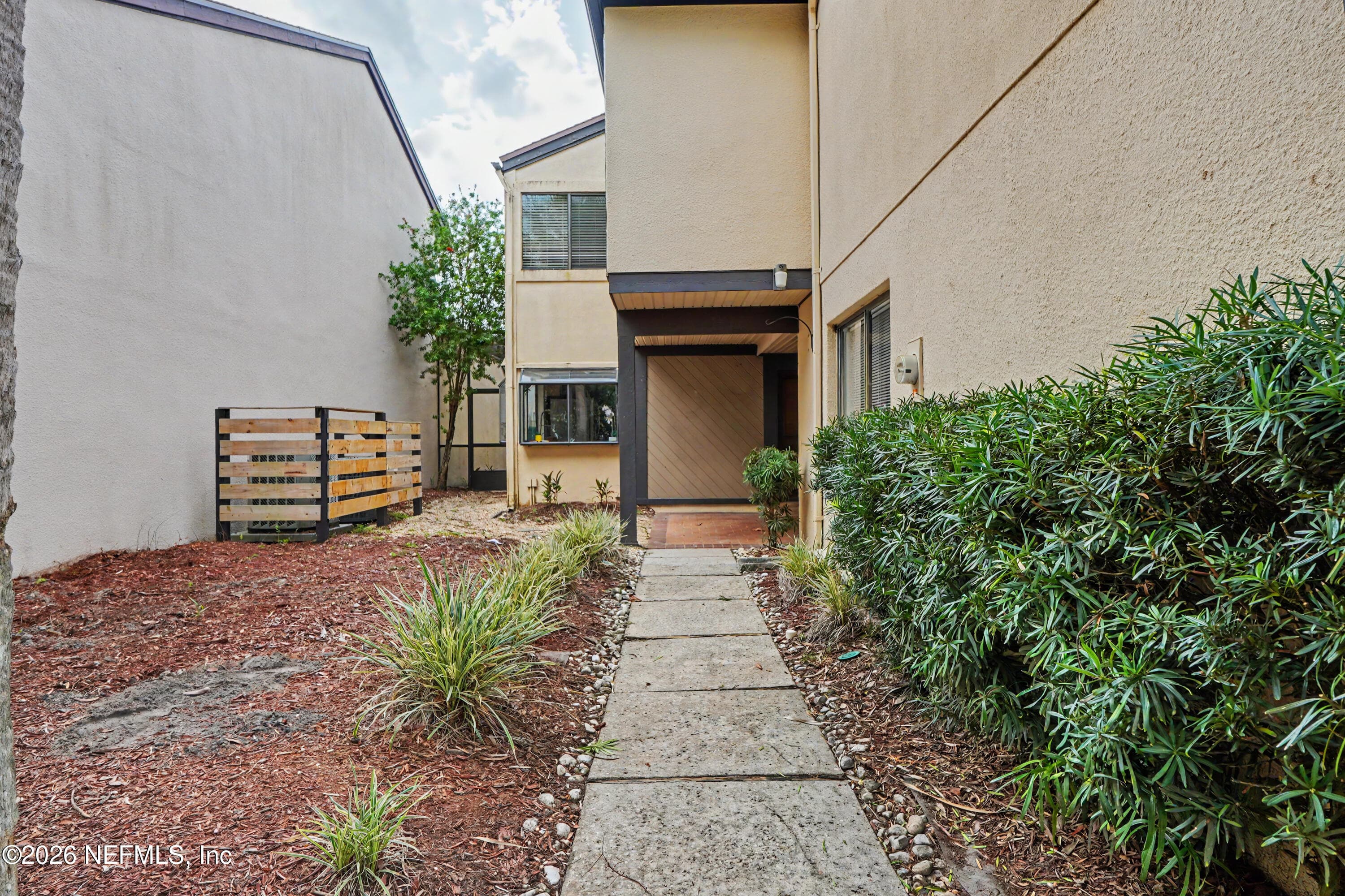 7827 CYPRESS POINT Court, Jacksonville, FL 32256, Jacksonville — photo 2