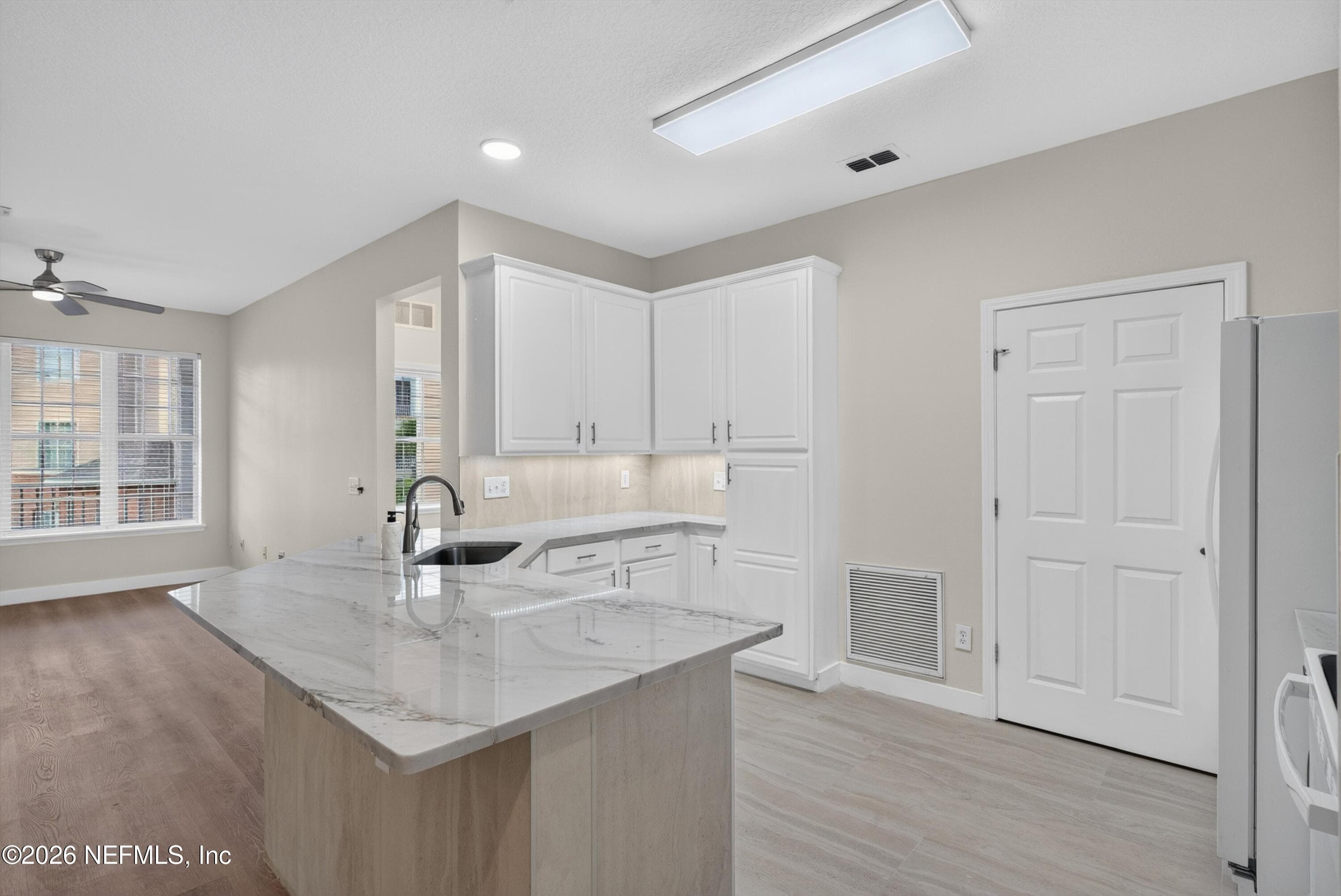 11251 CAMPFIELD Drive 1202, Jacksonville — photo 2