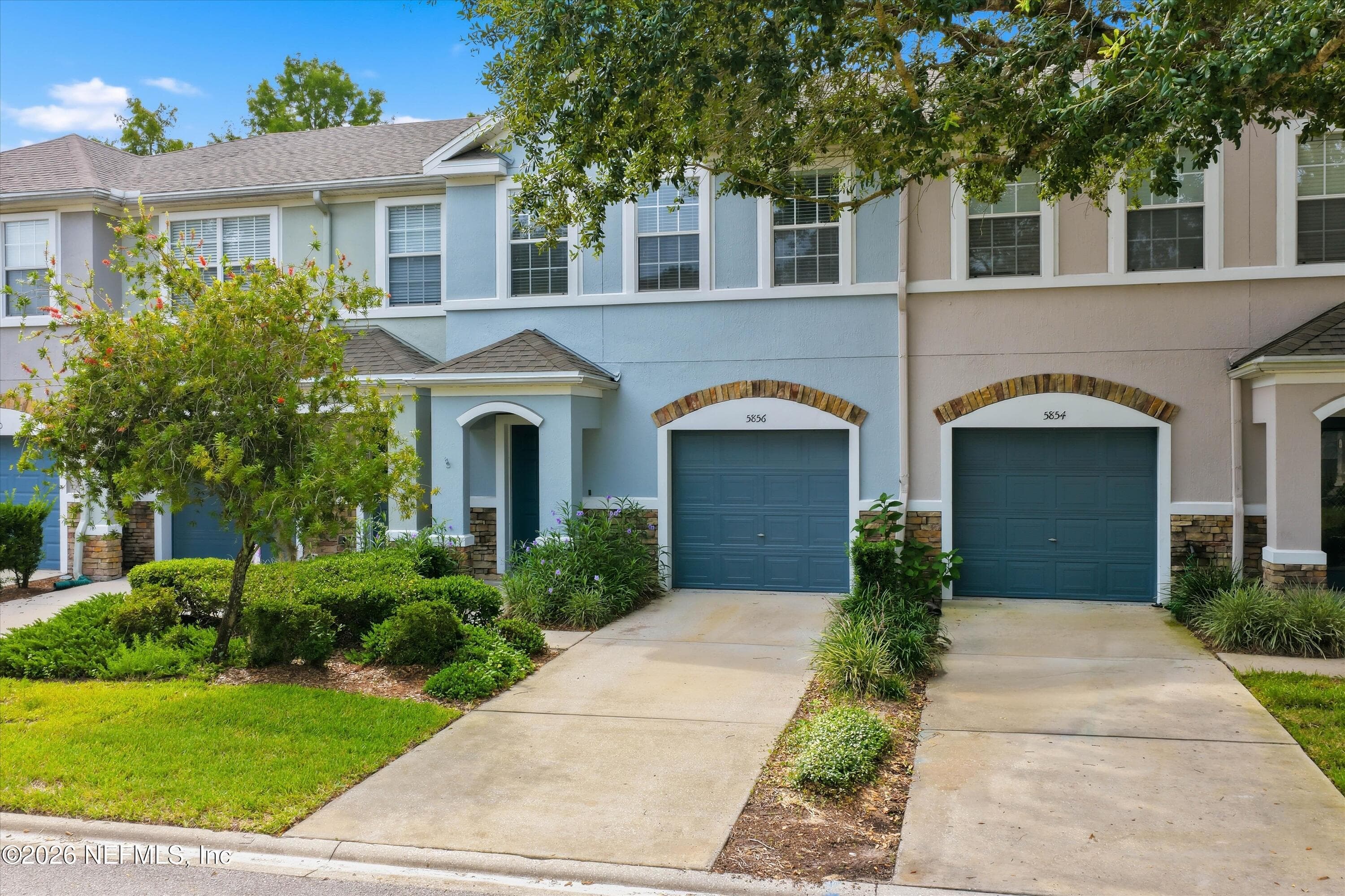 5856 SANDSTONE Way, Jacksonville — photo 2