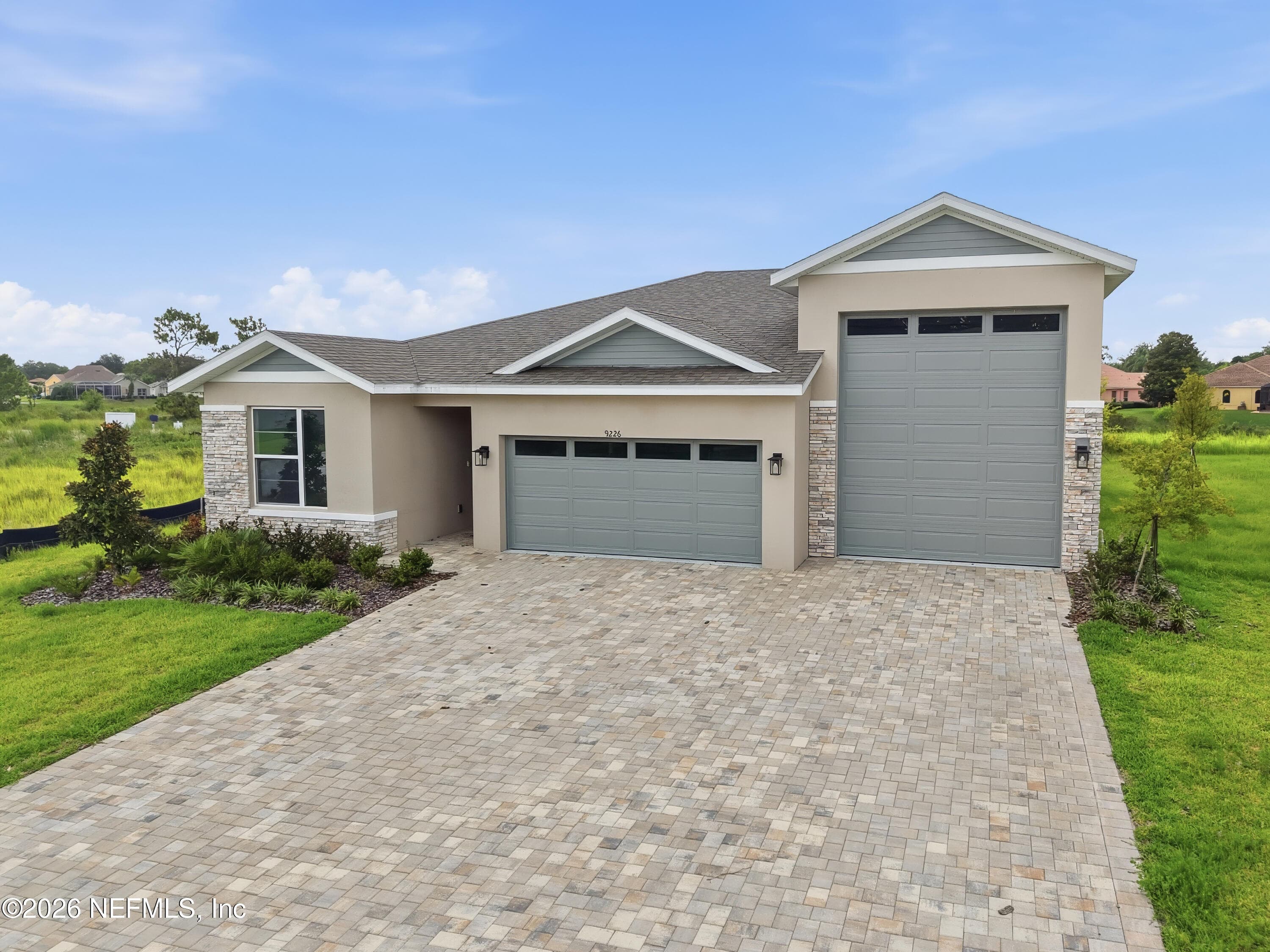 9226 PLAYERS Drive, Weeki Wachee — exterior