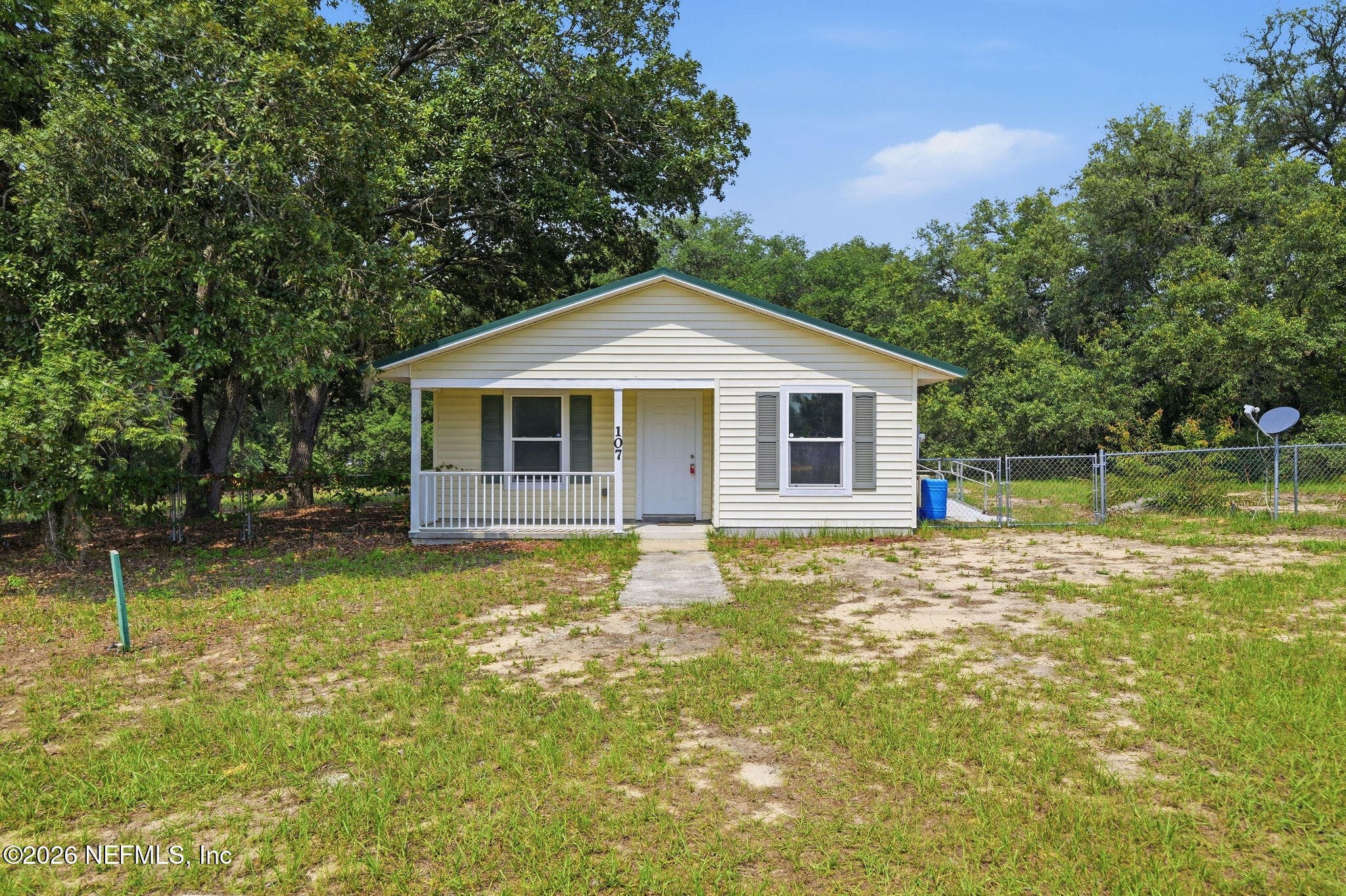 107 MILTON Avenue, Interlachen — exterior