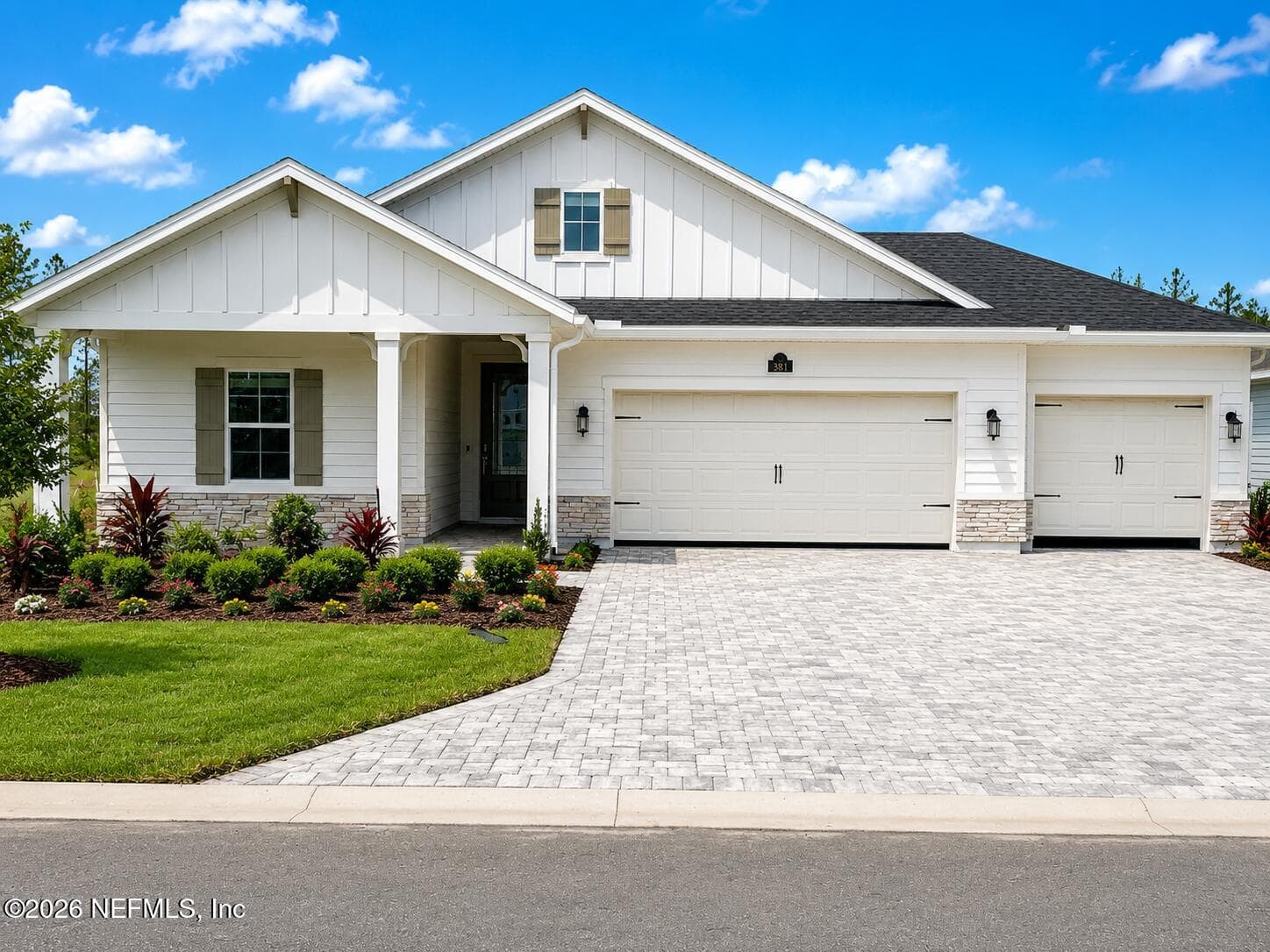 381 MURPHYS Drive, St. Johns — exterior