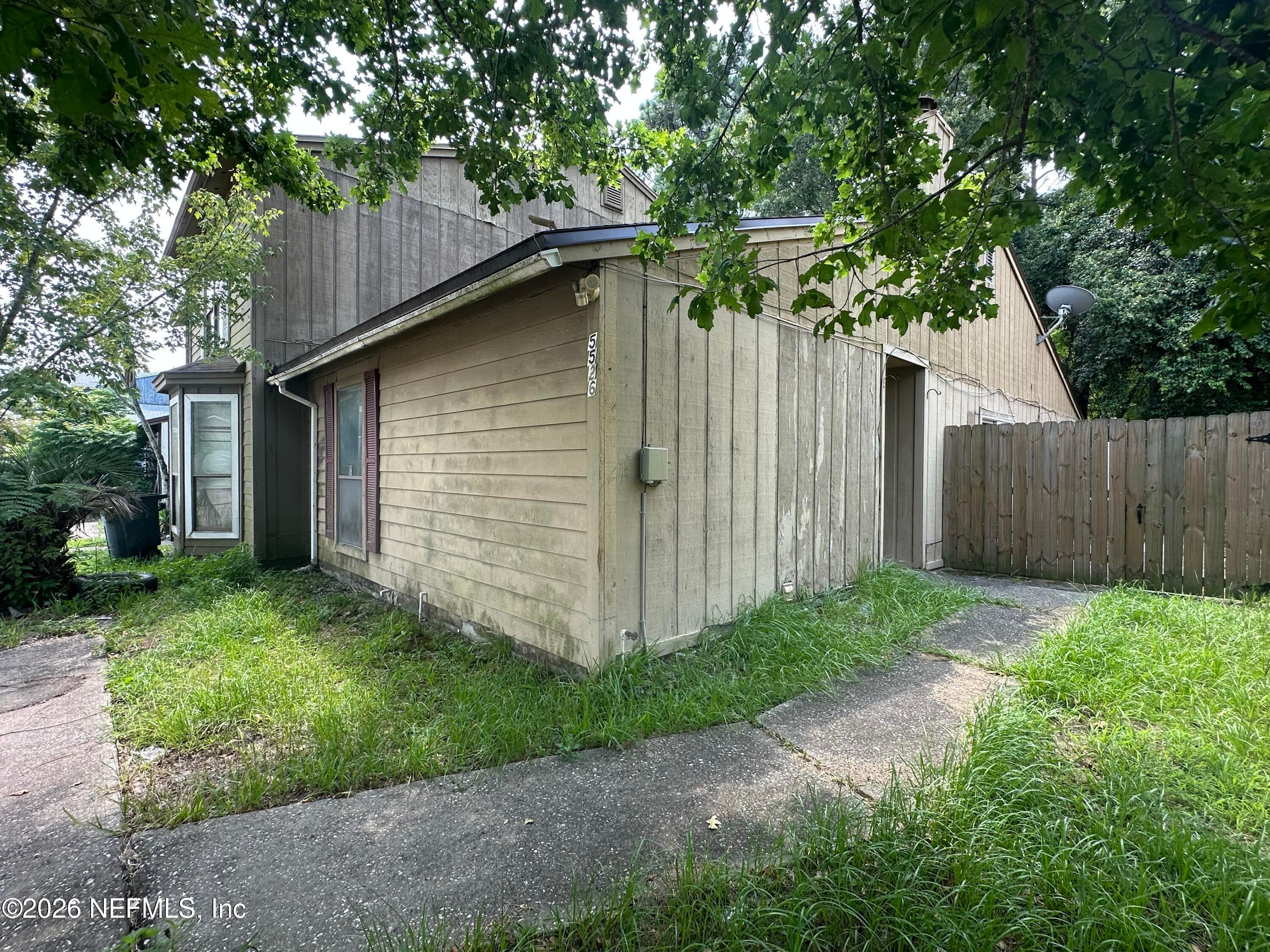 5526 BENNINGTON Drive, Jacksonville — photo 2