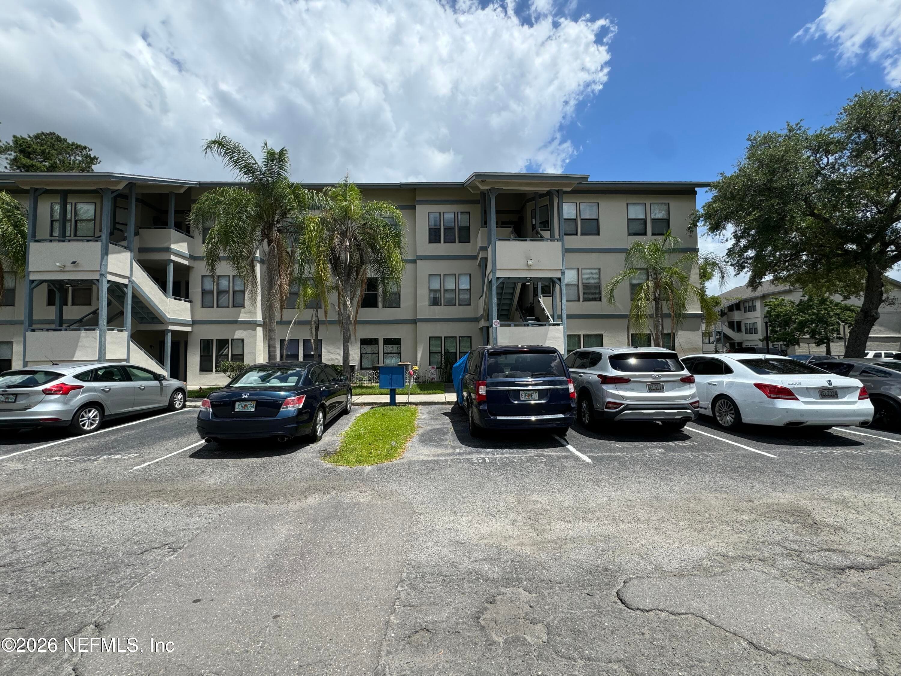 5615 SAN JUAN Avenue 112, Jacksonville — exterior