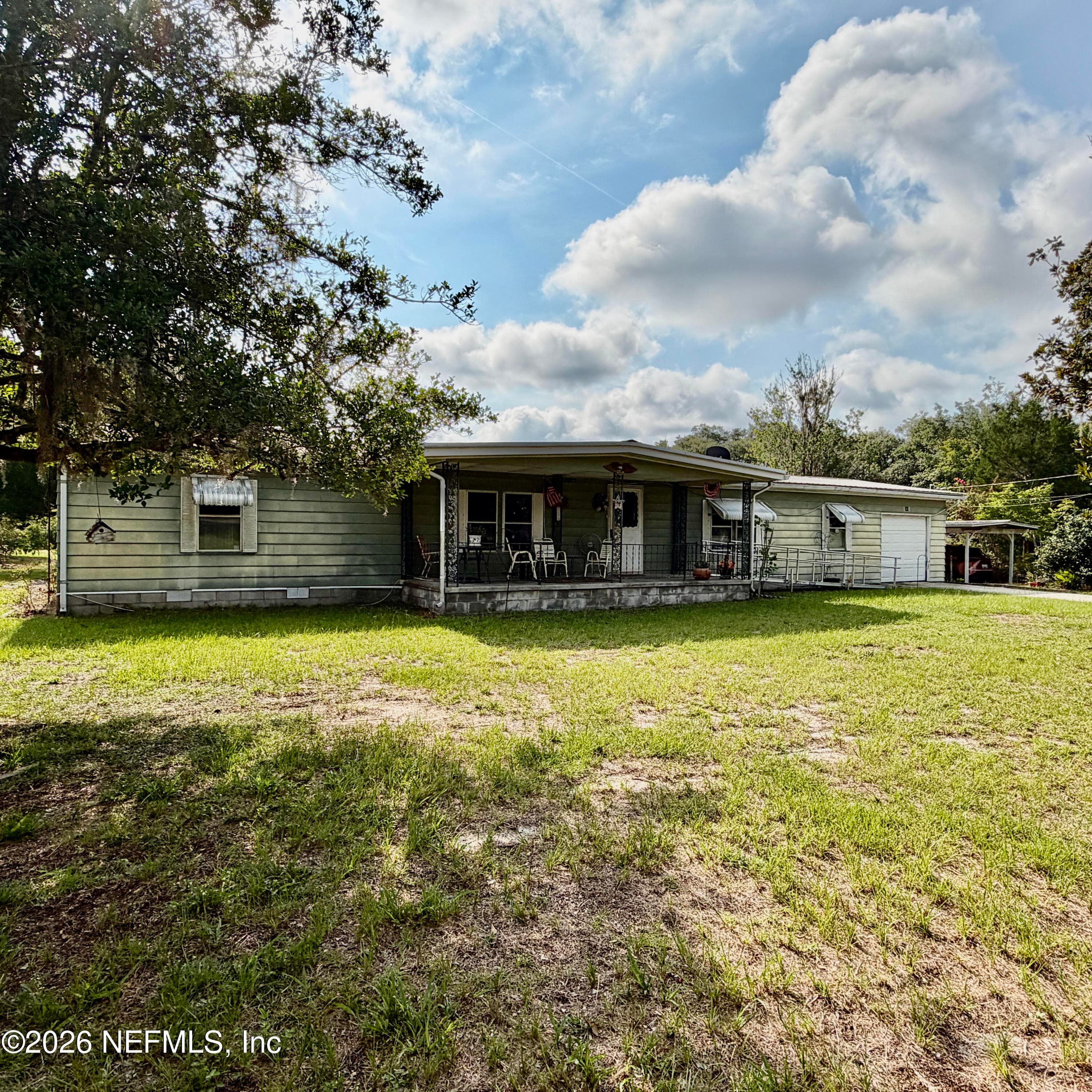 304 DAWN Avenue, Interlachen — photo 2