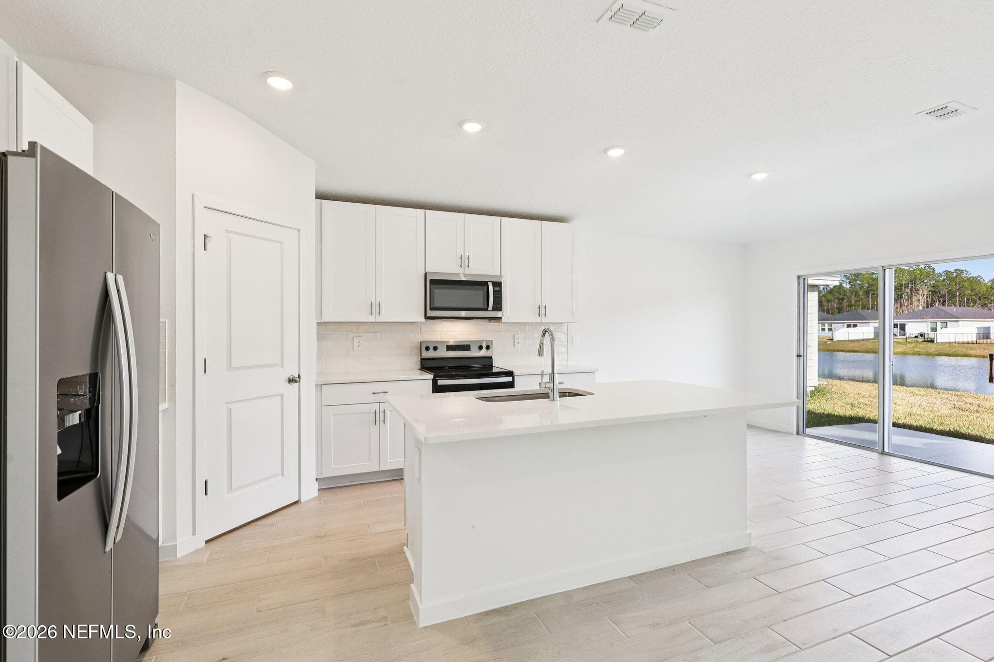 9440 ELLA POINT Drive, Jacksonville — photo 3