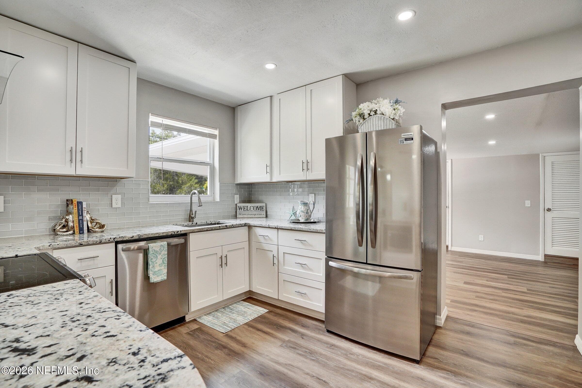 8023 CHATEAU Drive S, Jacksonville, FL 32221, Jacksonville — photo 3
