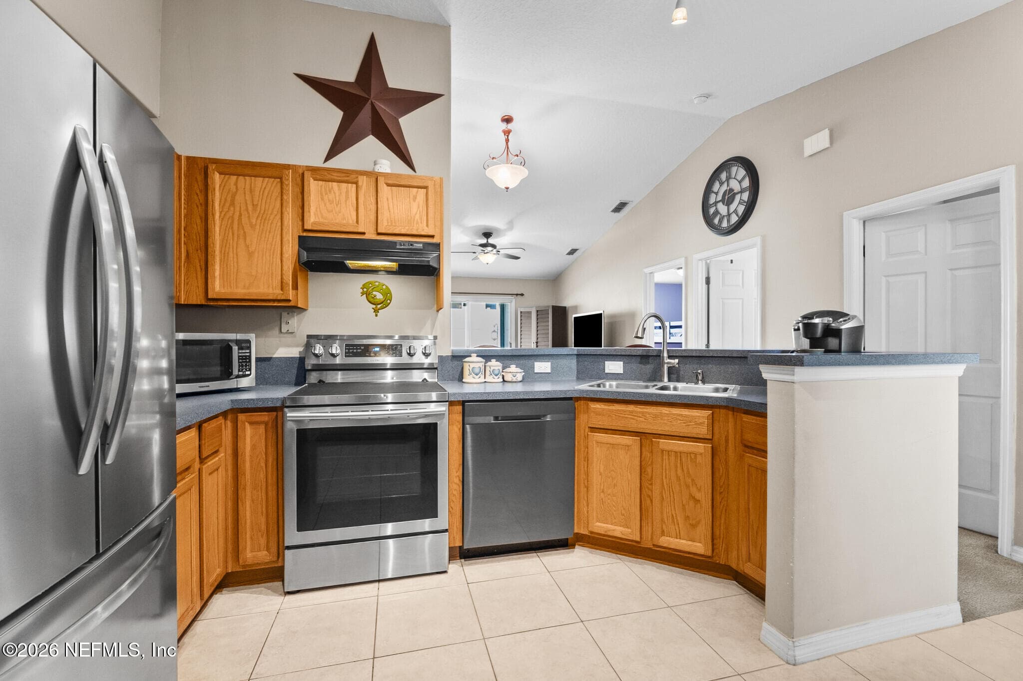 109 VILLAGE Drive, Welaka, FL 32193, Welaka — photo 2