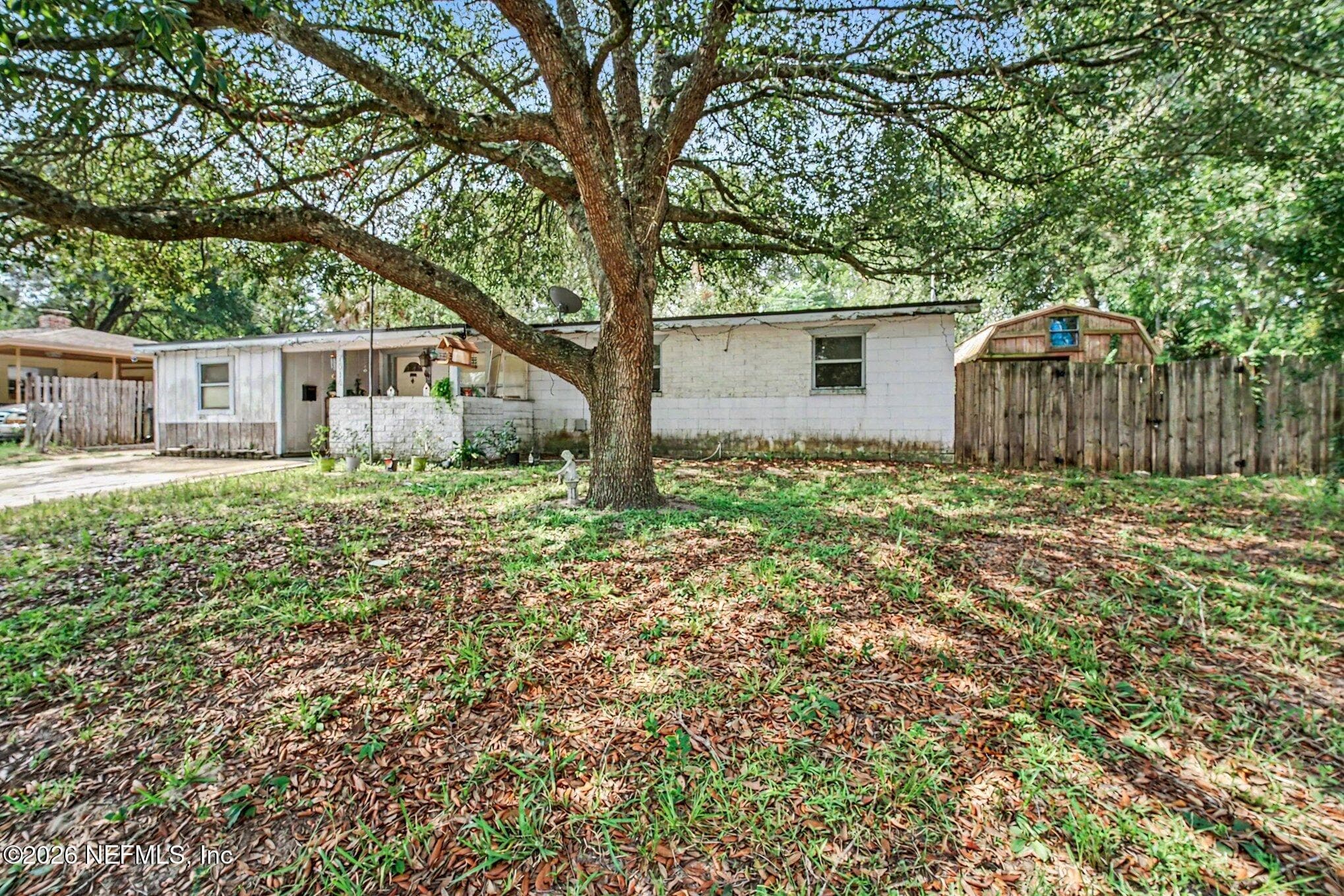 7514 DALEHURST Drive S, Jacksonville, FL 32277, Jacksonville — photo 2