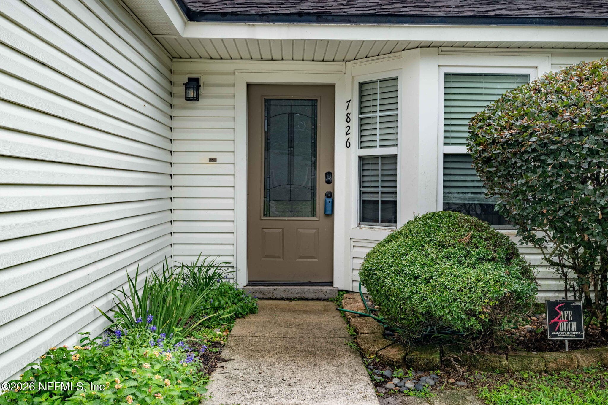 7826 AQUARIUS Circle S, Jacksonville, FL 32216, Jacksonville — exterior