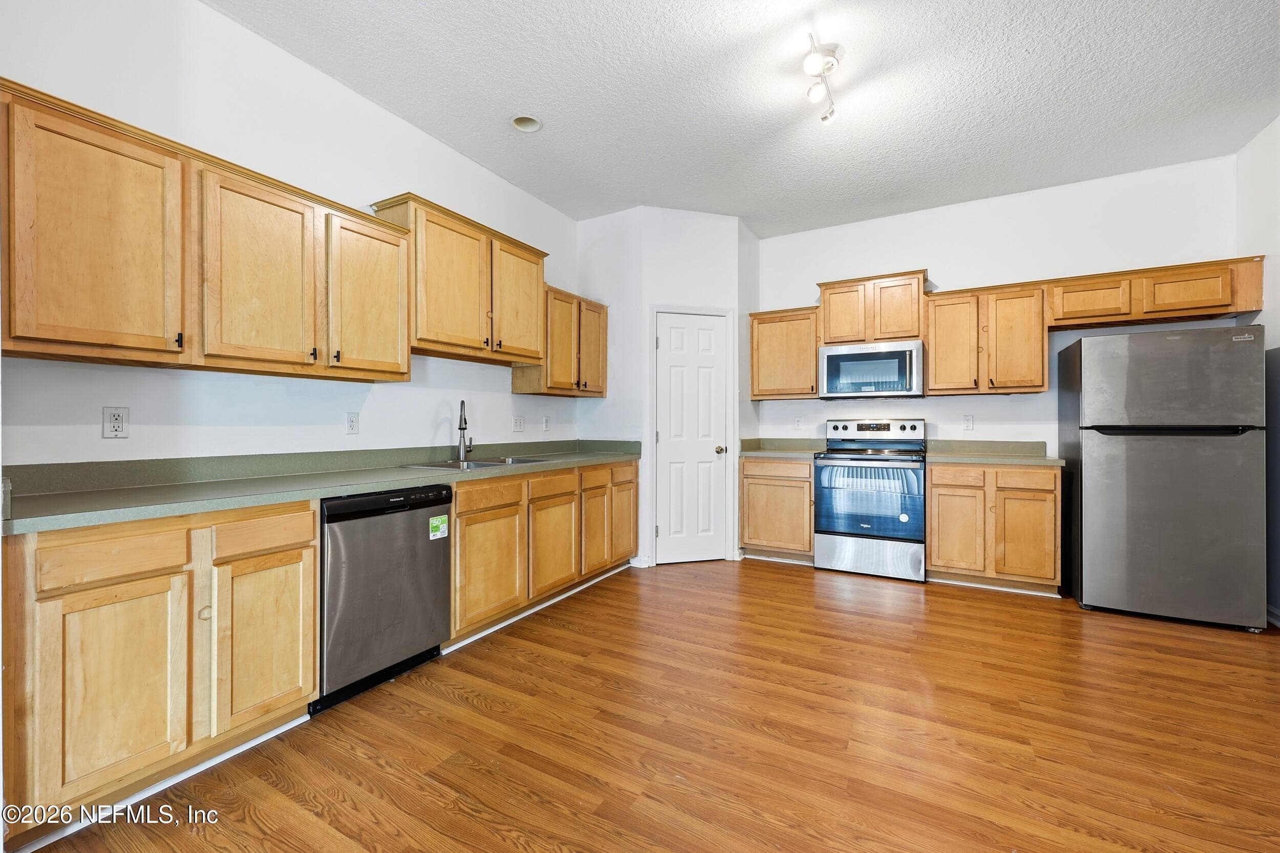 8601 JULIA MARIE Circle, Jacksonville, FL 32210, Jacksonville — photo 3
