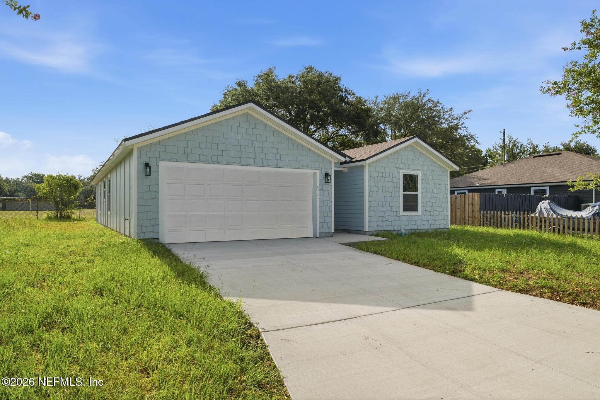 4327 BESSIE Circle E, Jacksonville, FL 32209, Jacksonville — photo 2