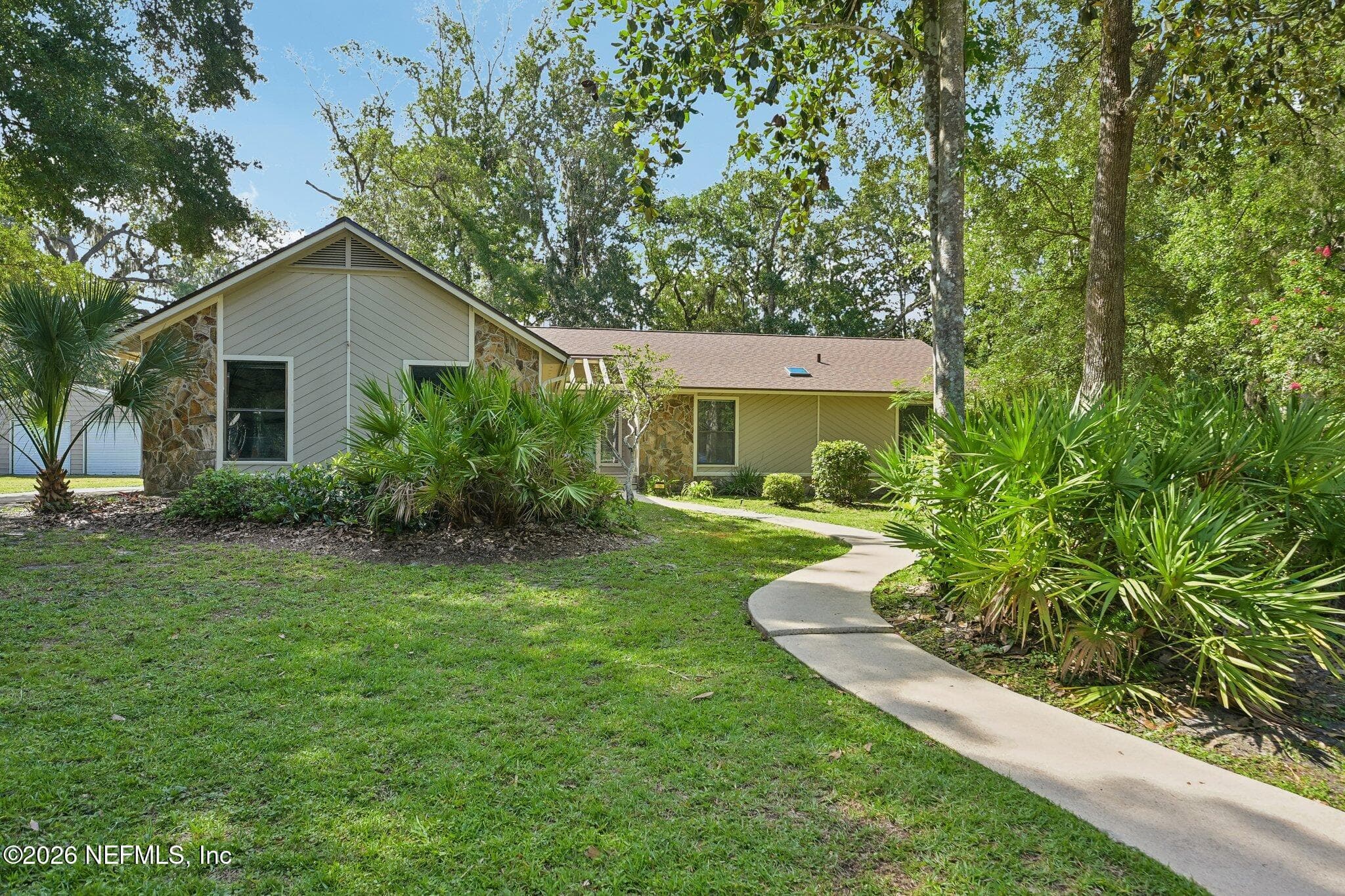786 SWISS OAKS Court, St. Johns — photo 3