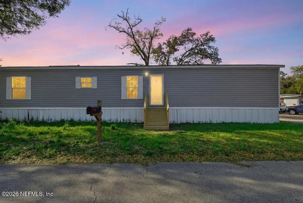 7052 JAMMES Road, Jacksonville, FL 32244, Jacksonville — exterior