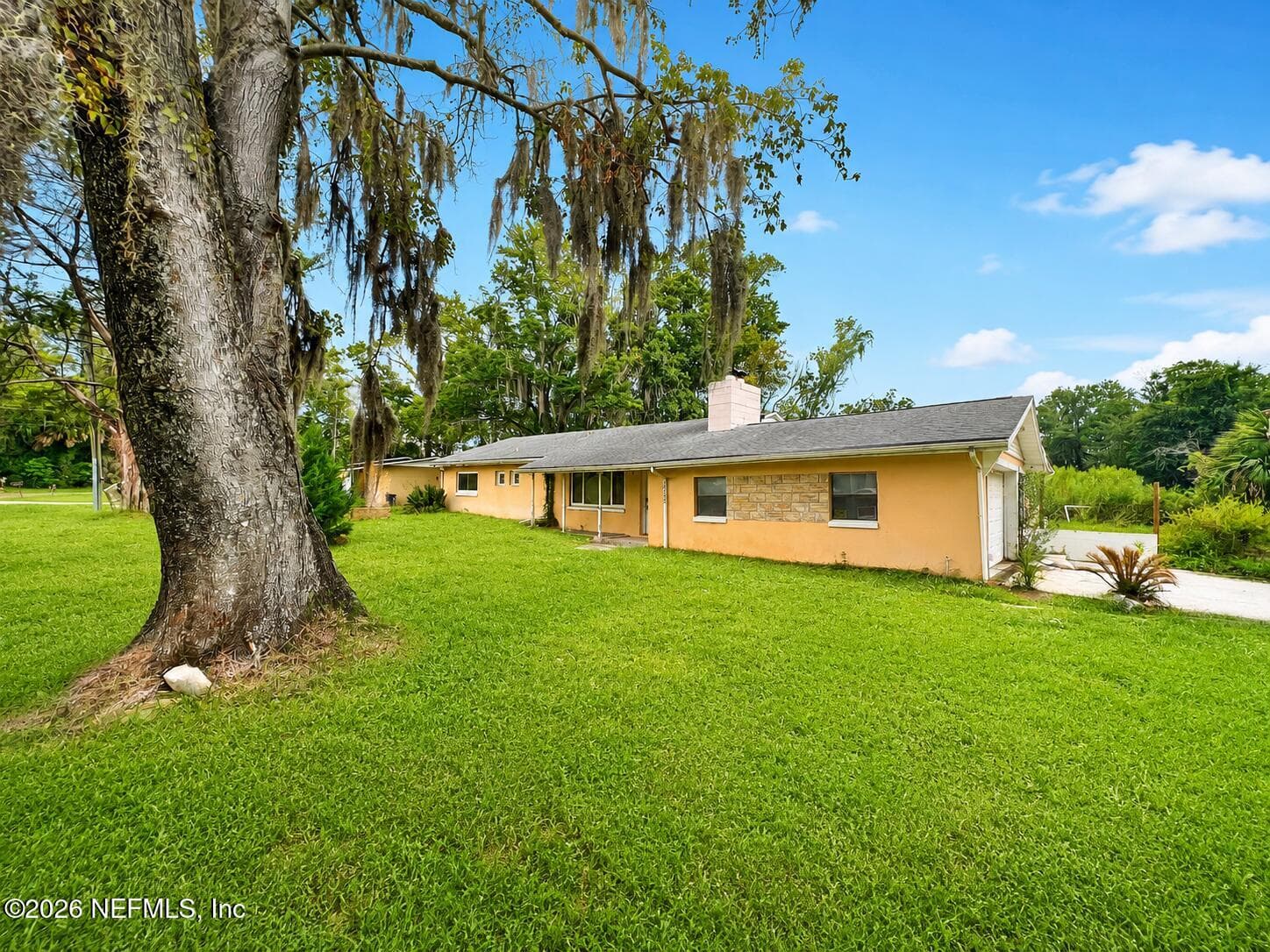 1735 RIBAULT SCENIC Drive, Jacksonville, FL 32208, Jacksonville — exterior