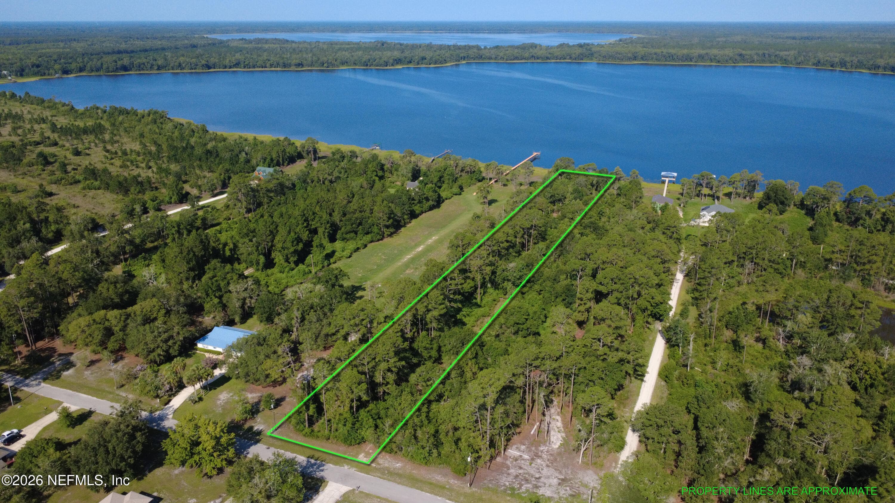 306 LAKESHORE Drive, Starke, FL 32091, Starke — exterior