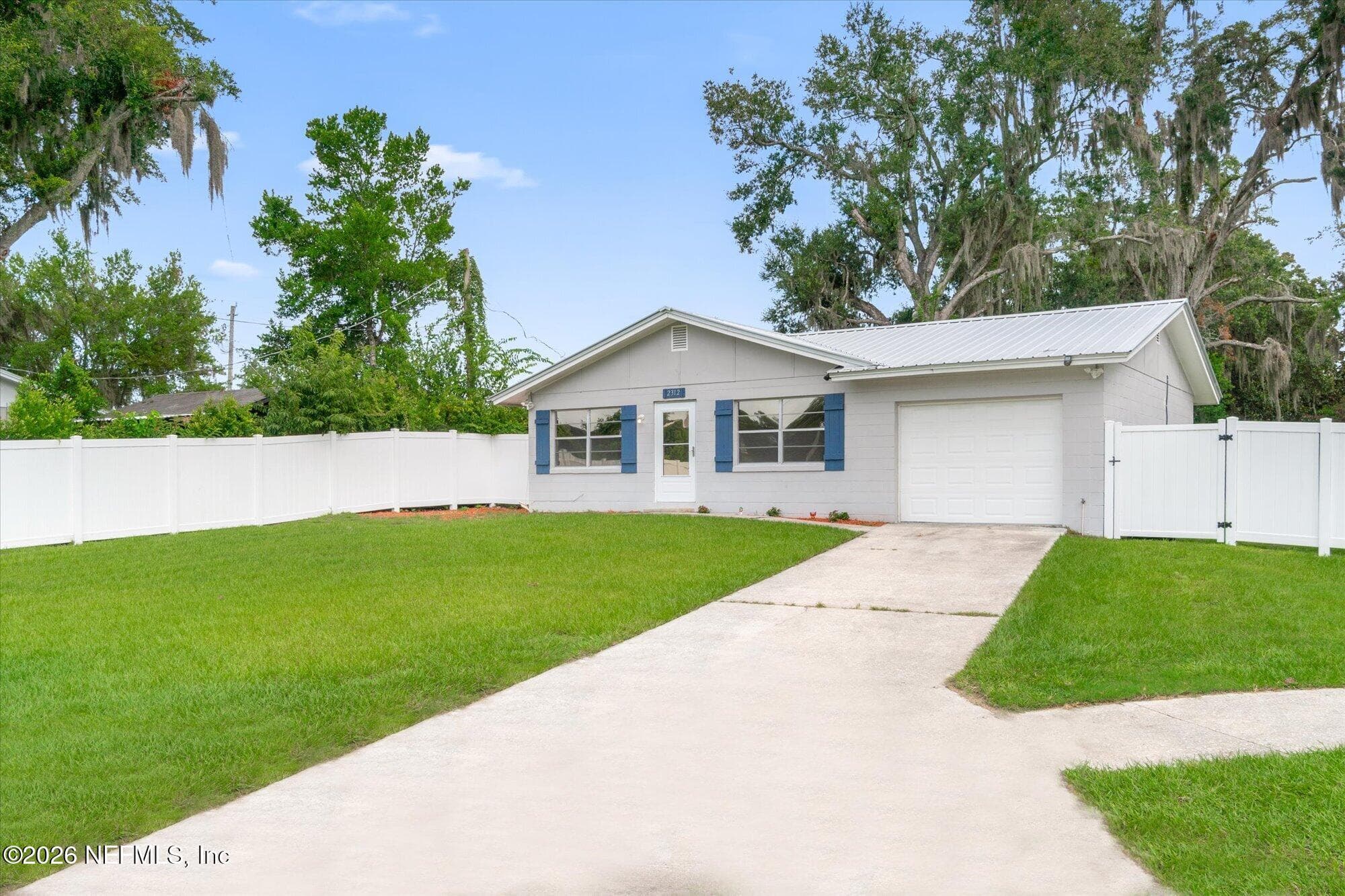 2312 SILVER LAKE Drive, Palatka — exterior