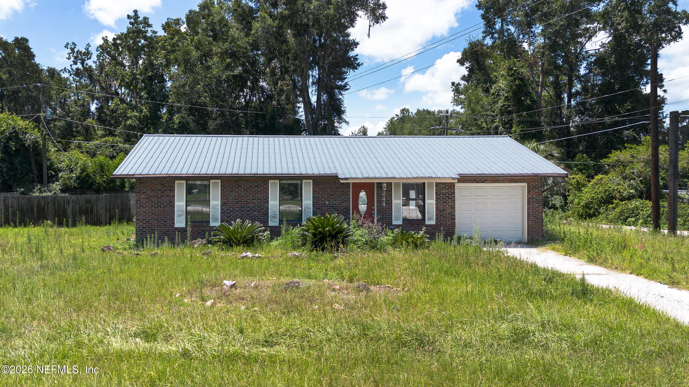 244 SE ARAPAHOE Lane, Lake City — exterior