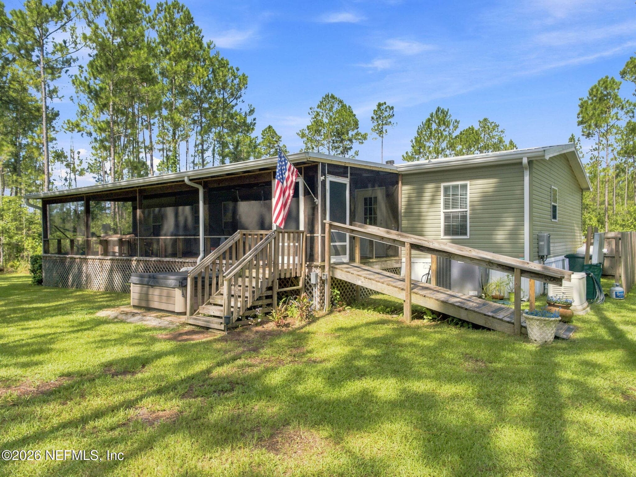 5835 LISA LYNN Lane, Keystone Heights — exterior