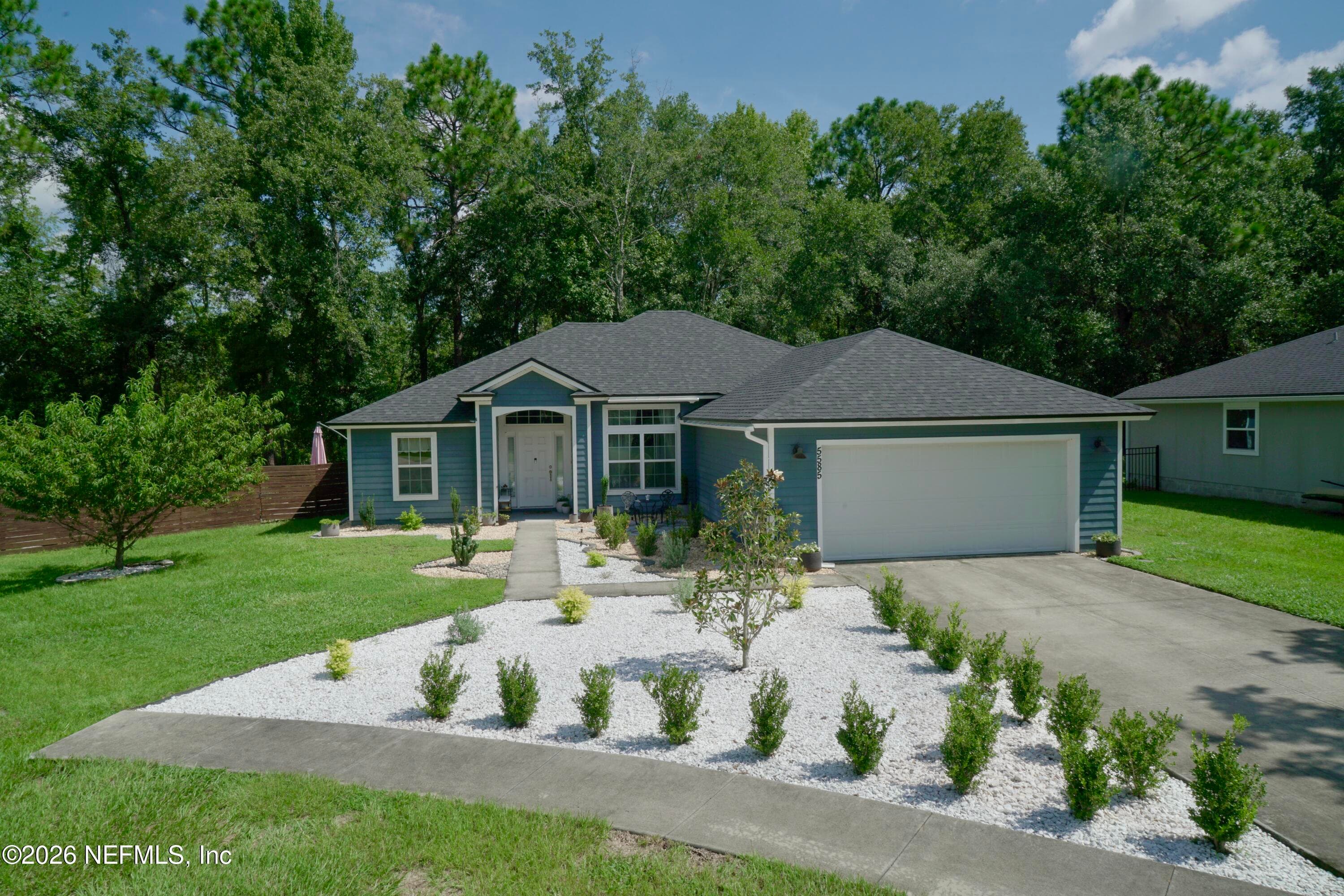 5585 CASAVEDRA Court, Jacksonville — exterior