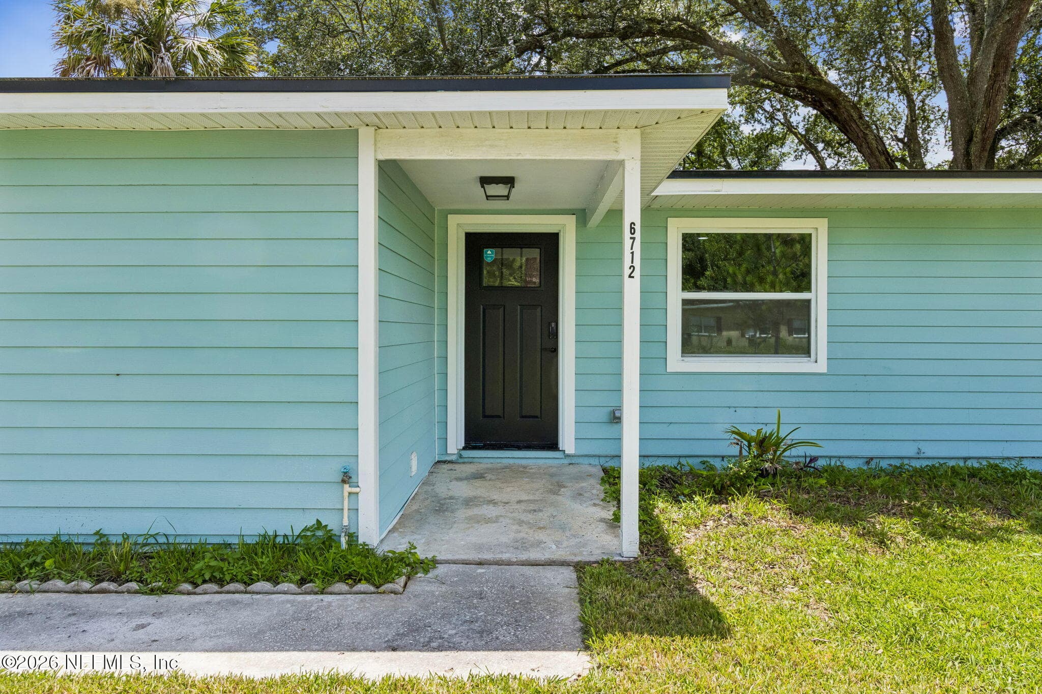 6712 HARLOW Boulevard, Jacksonville — exterior