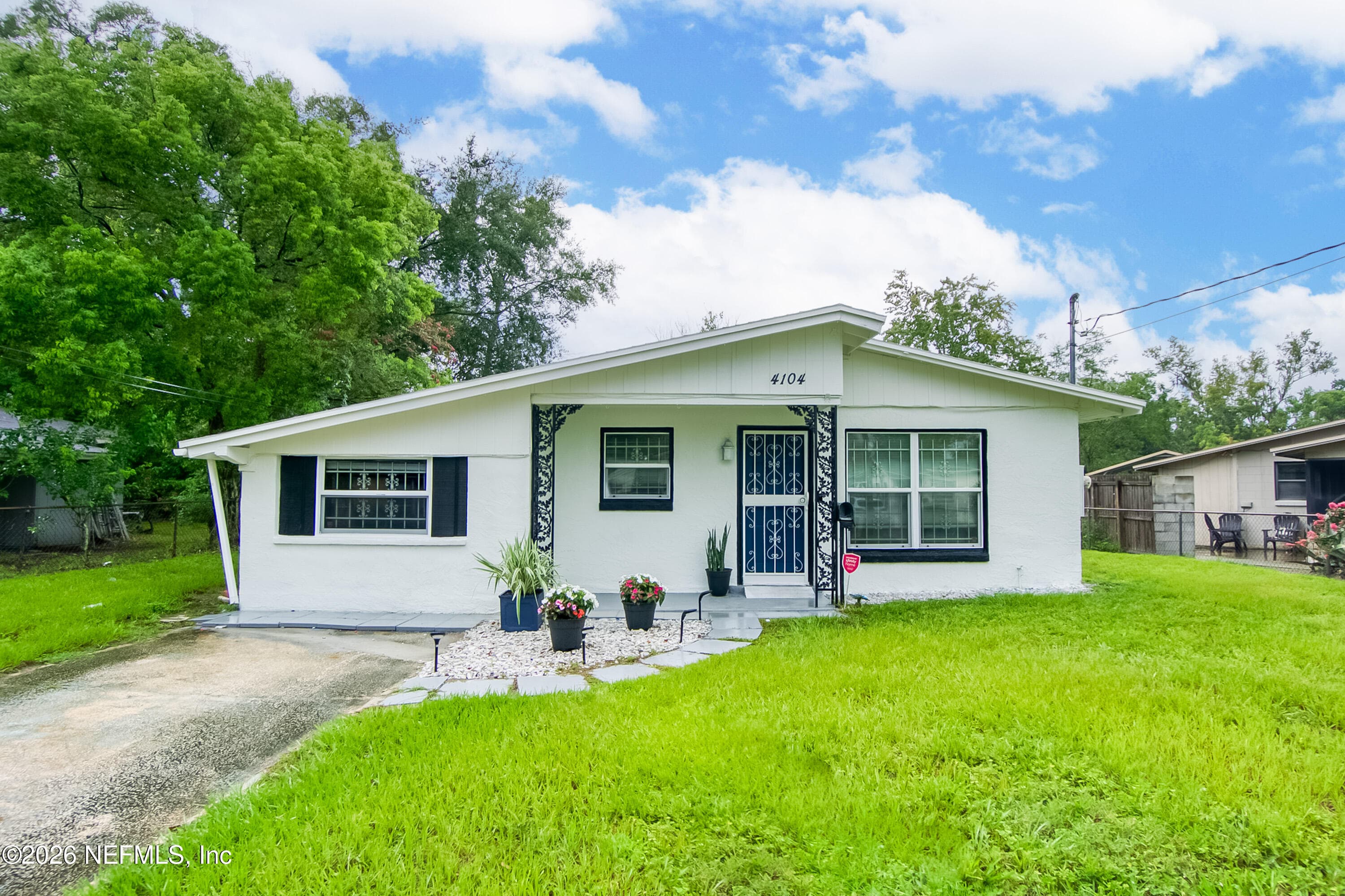 4104 LEONARD Circle E, Jacksonville, FL 32209, Jacksonville — exterior