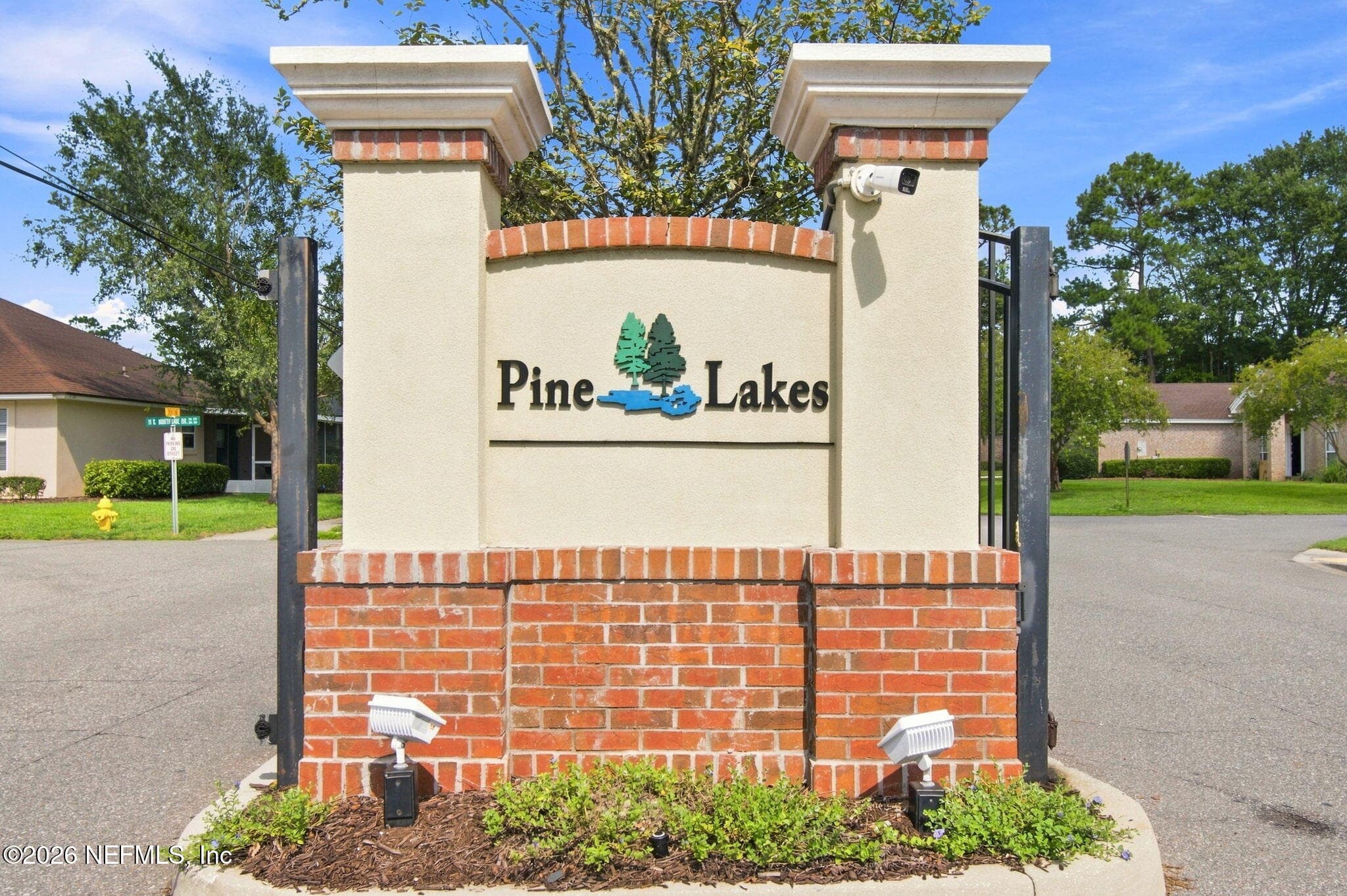 454 NORTHSIDE Drive S, Jacksonville, FL 32218, Jacksonville — exterior