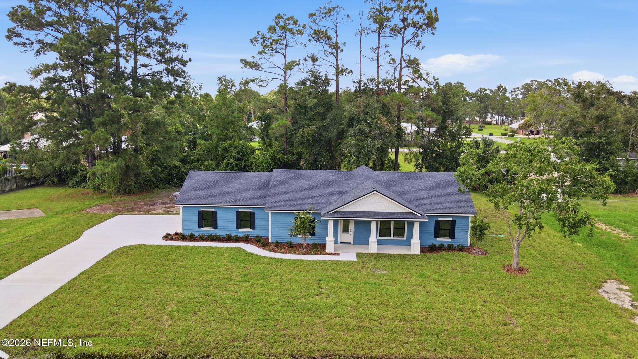 114 W CAMELOT Drive, Palatka, FL 32177, Palatka — photo 2