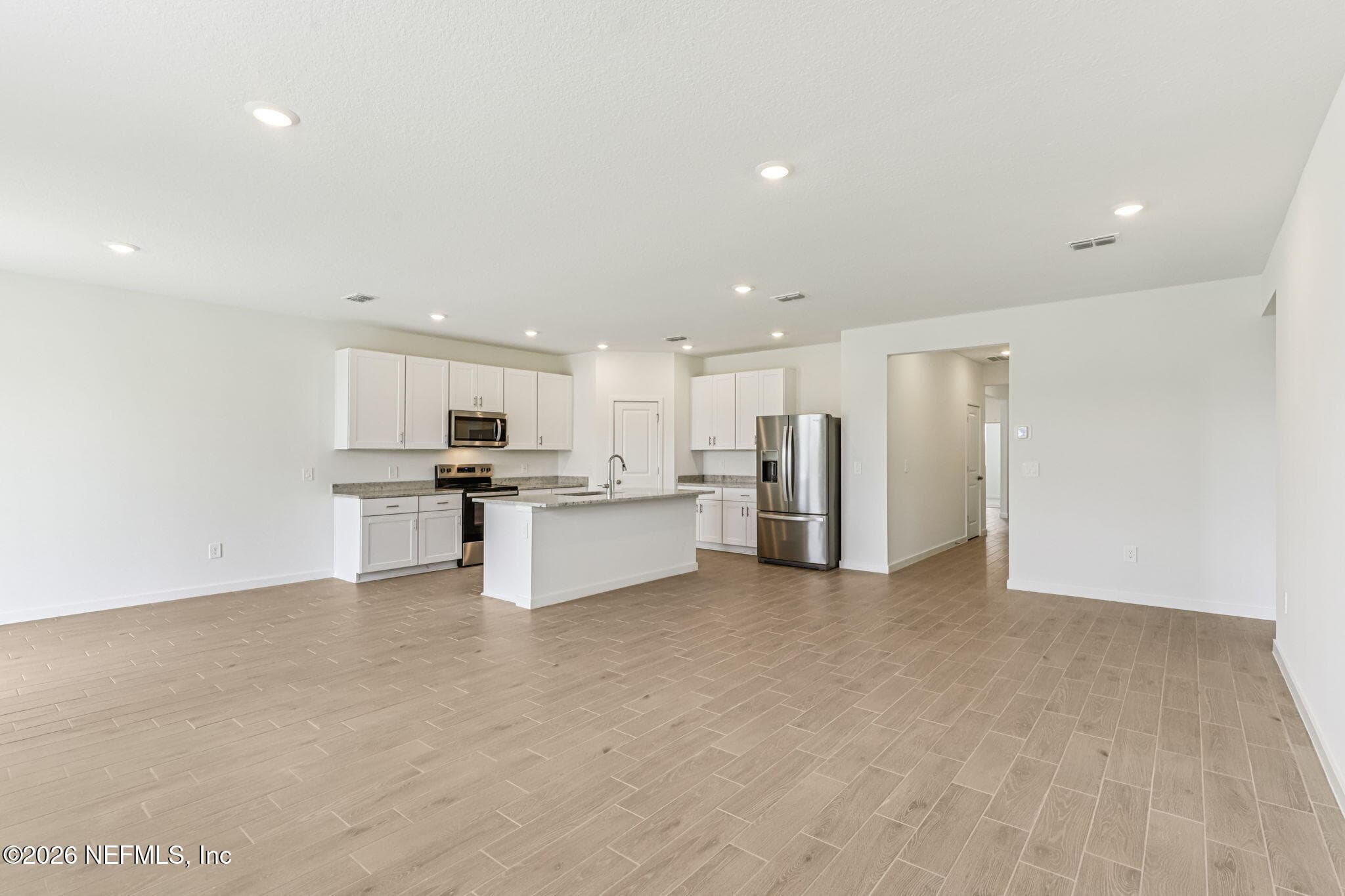 7309 EVERETT FOREST Drive, Jacksonville, FL 32219, Jacksonville — photo 2
