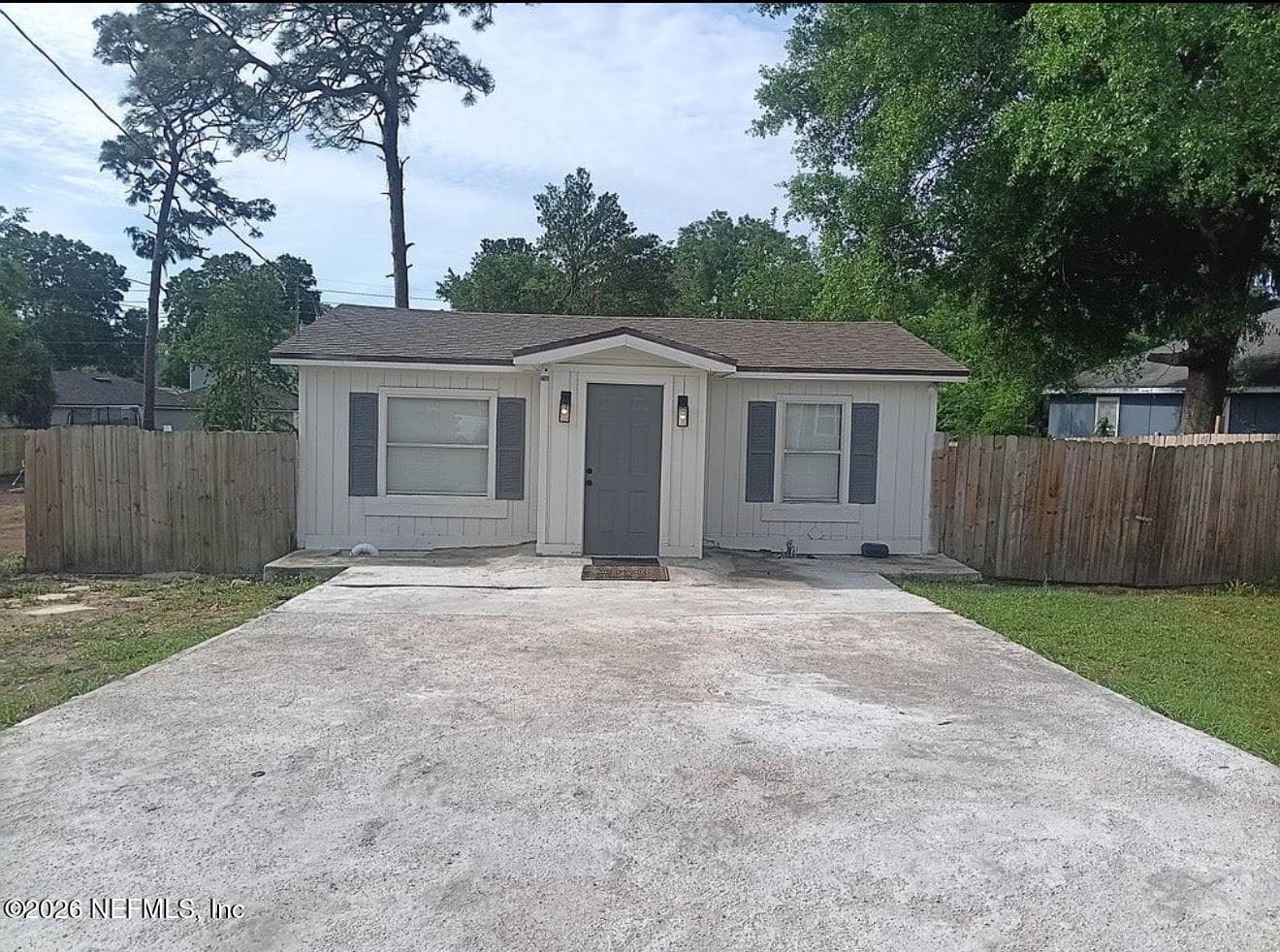 8326 GALVESTON Avenue, Jacksonville — exterior