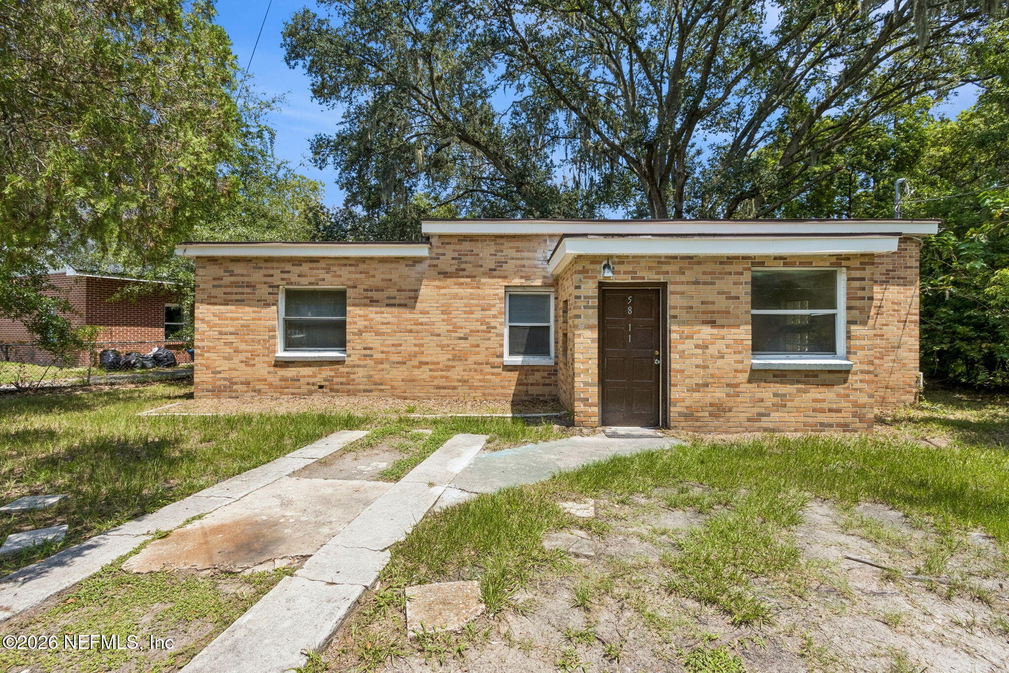 5811 HOLLYHOCK Road, Jacksonville, FL 32209, Jacksonville — exterior