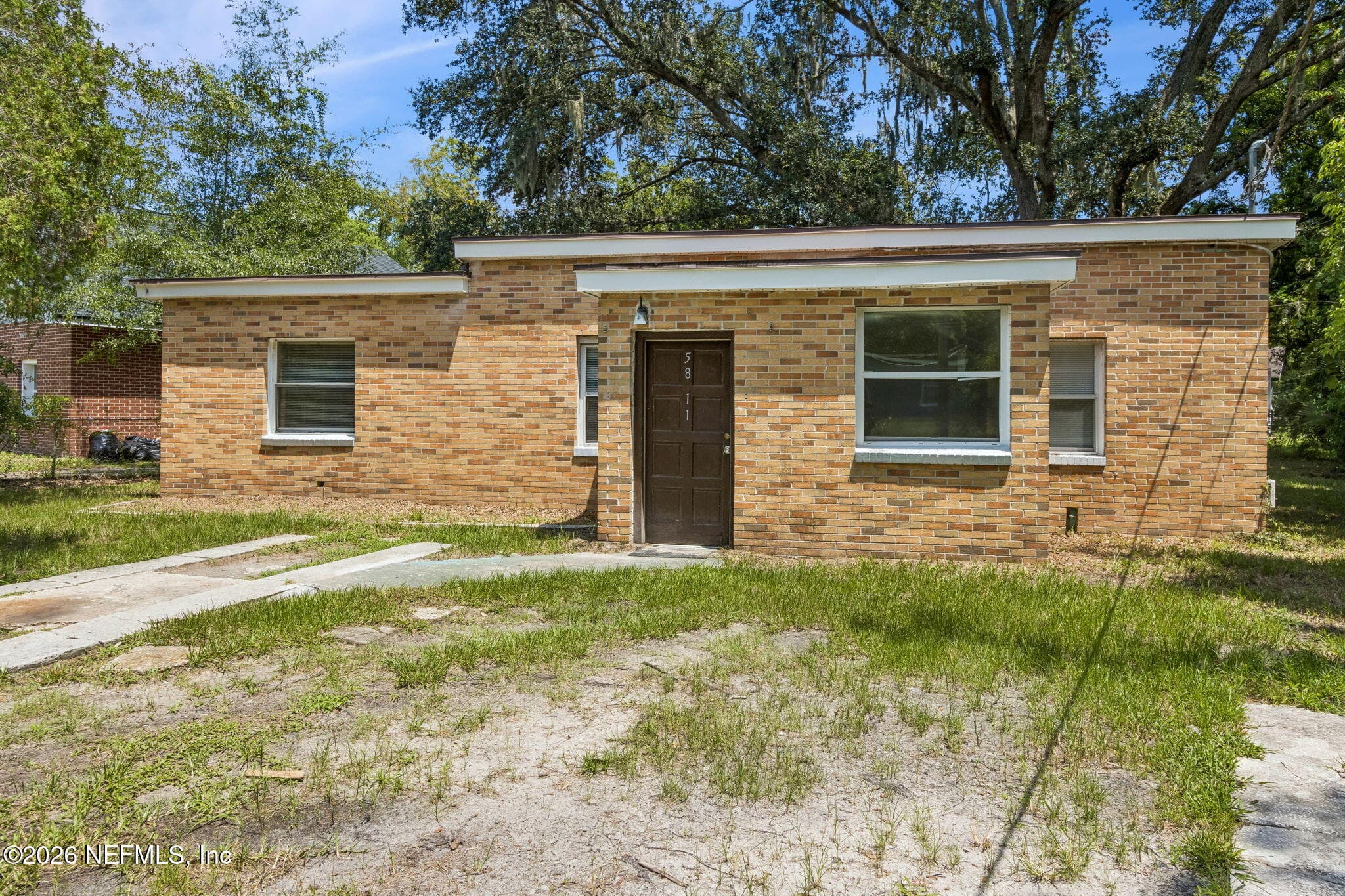 5811 HOLLYHOCK Road, Jacksonville, FL 32209, Jacksonville — photo 2