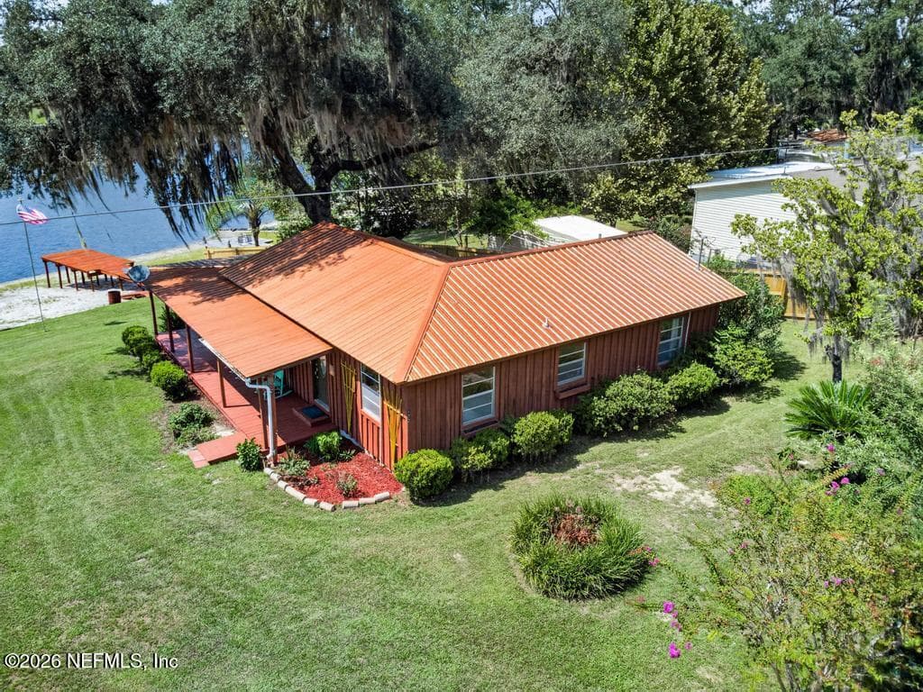 172 SILVER LAKE Drive, Interlachen, FL 32148, Interlachen — exterior