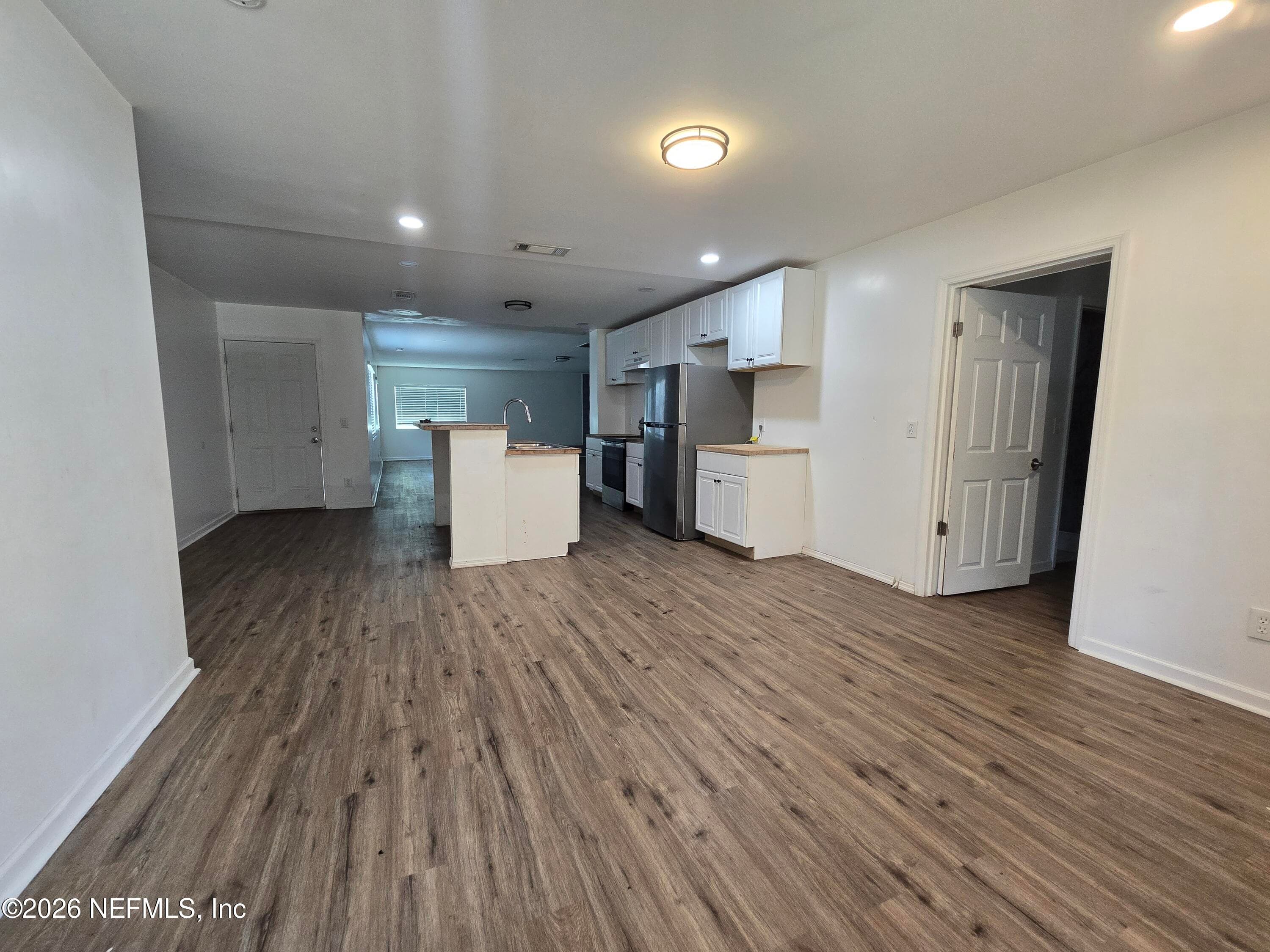 7570 STRATO Road, Jacksonville — photo 2