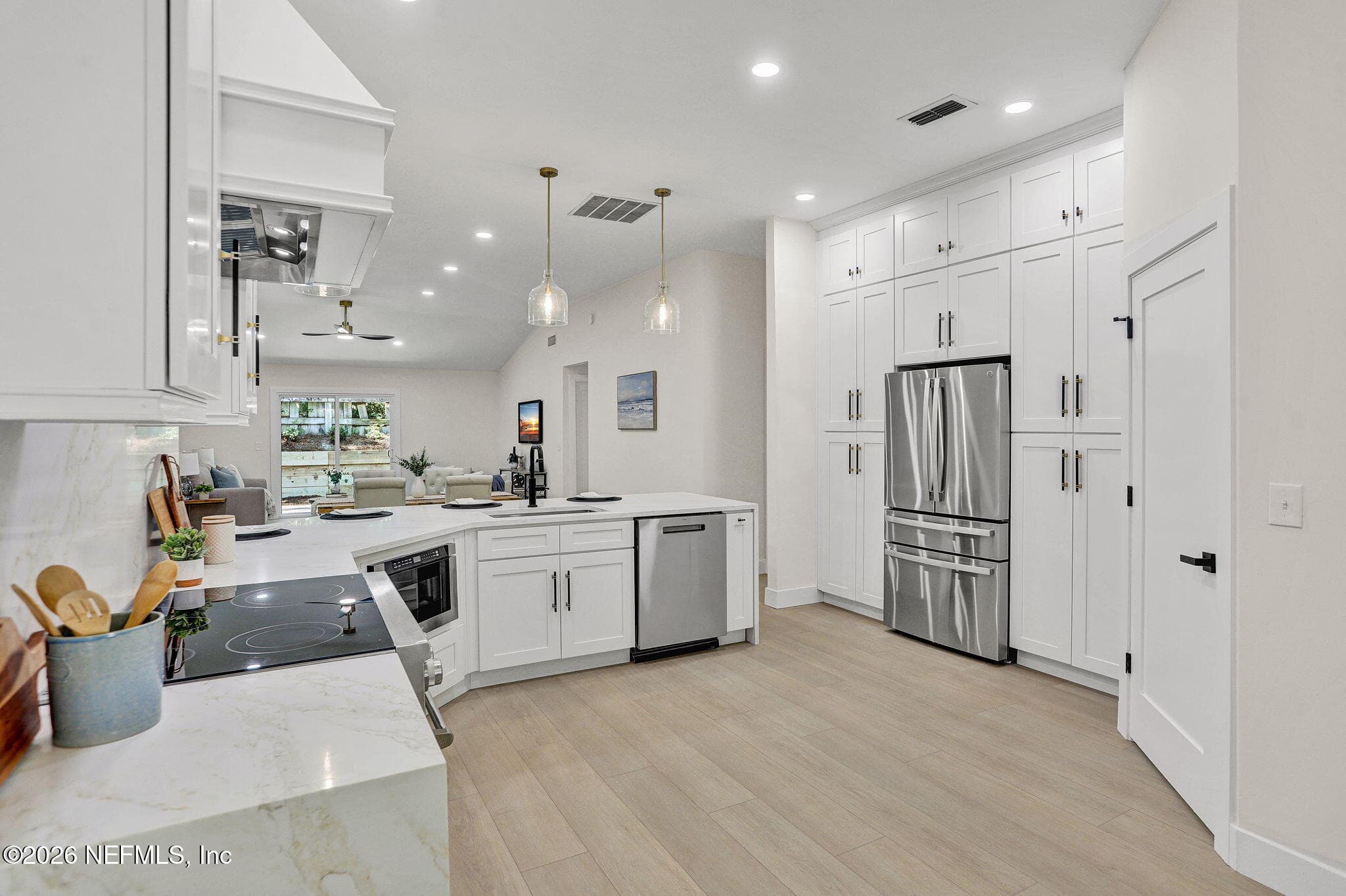 12166 HIDDEN HILLS Drive, Jacksonville — photo 3