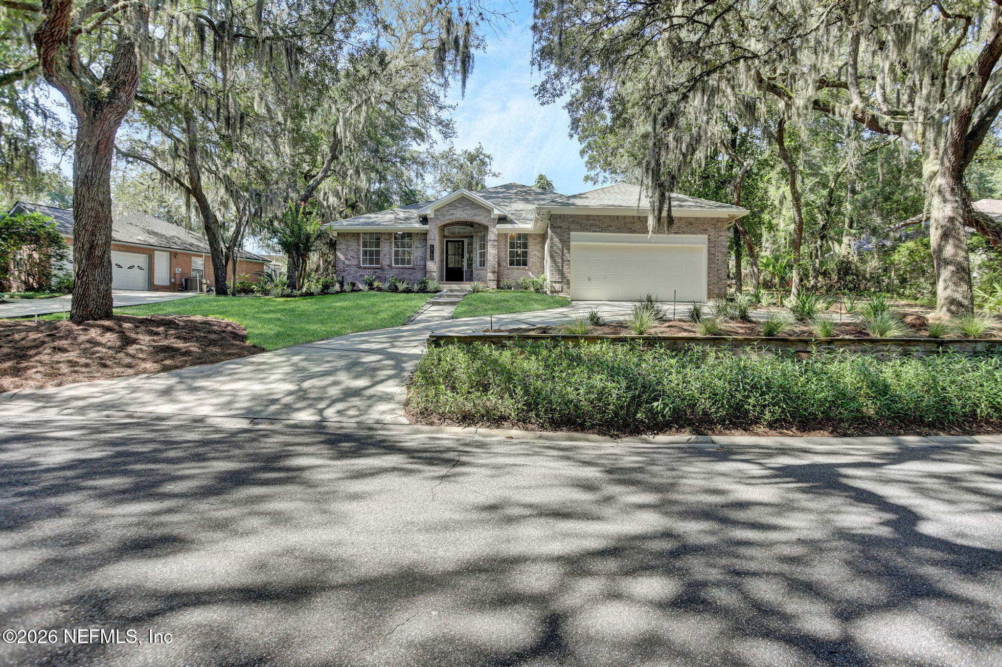 12166 HIDDEN HILLS Drive, Jacksonville — exterior